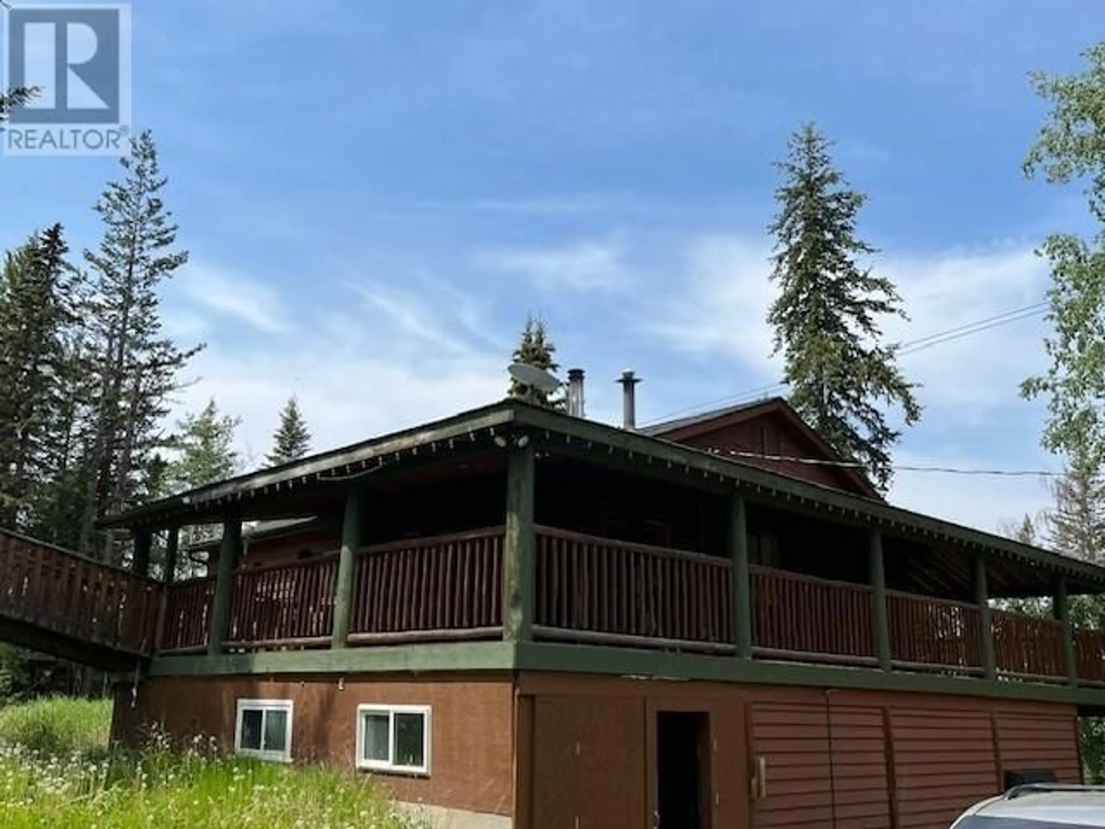 A pic from outside/outdoor area/front of a property/back of a property/a pic from drone, mountain view for 6108 LONE BUTTE HORSE LAKE ROAD, Lone Butte British Columbia V0K1X3