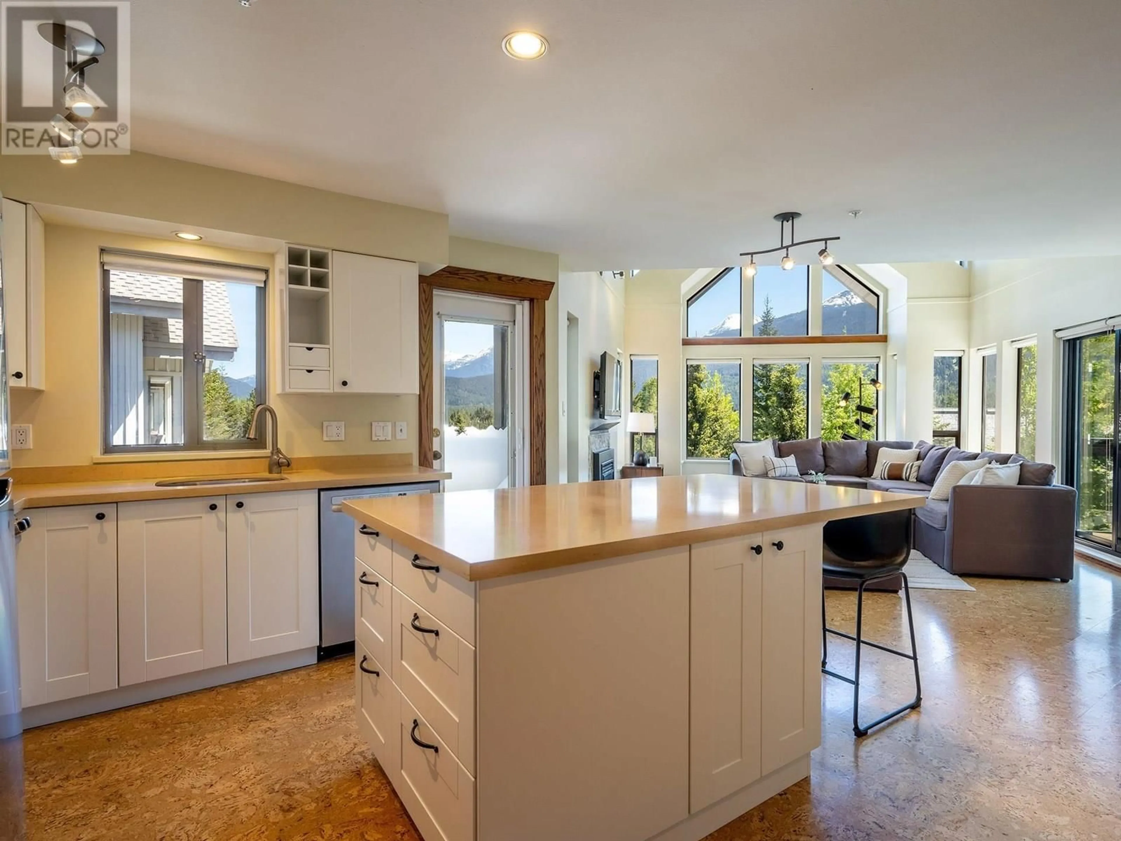 Open concept kitchen, ceramic/tile floor for 301 - 3212 BLUEBERRY DRIVE, Whistler British Columbia V8E0T5