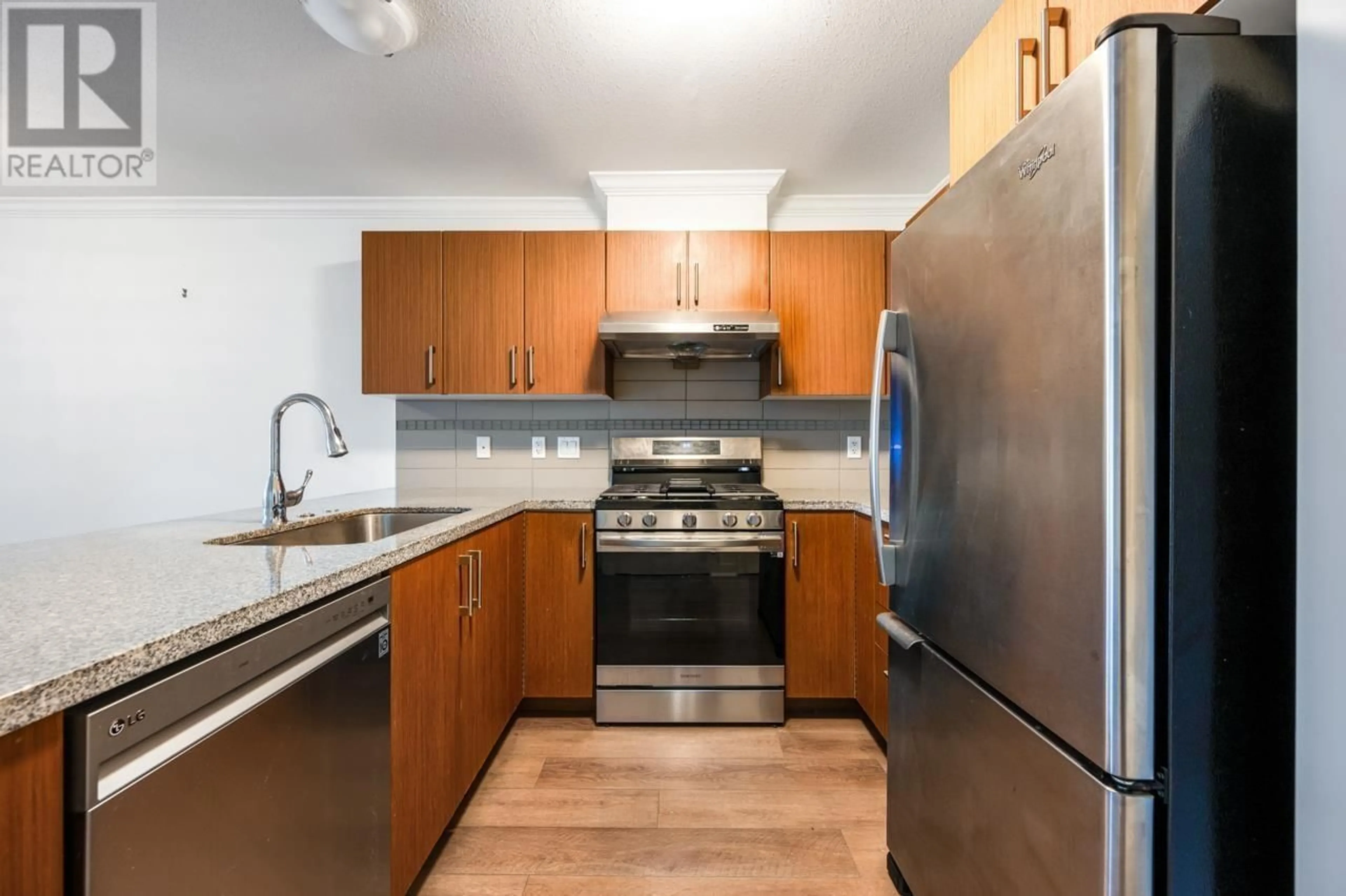 Standard kitchen, unknown for 332 - 6828 ECKERSLEY ROAD, Richmond British Columbia V6Y0E8