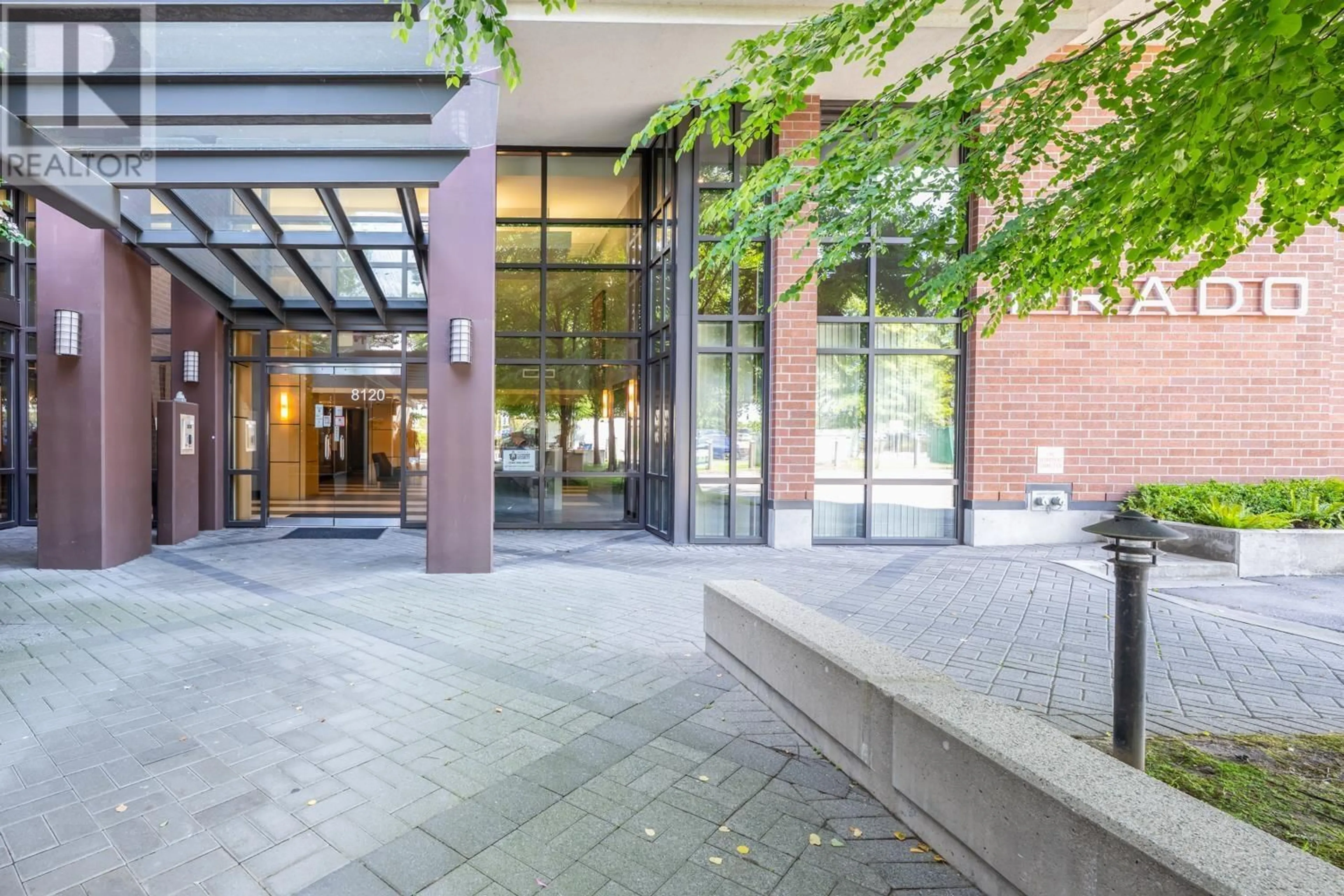 Indoor foyer for 1101 - 8120 LANSDOWNE ROAD, Richmond British Columbia V6X0A1