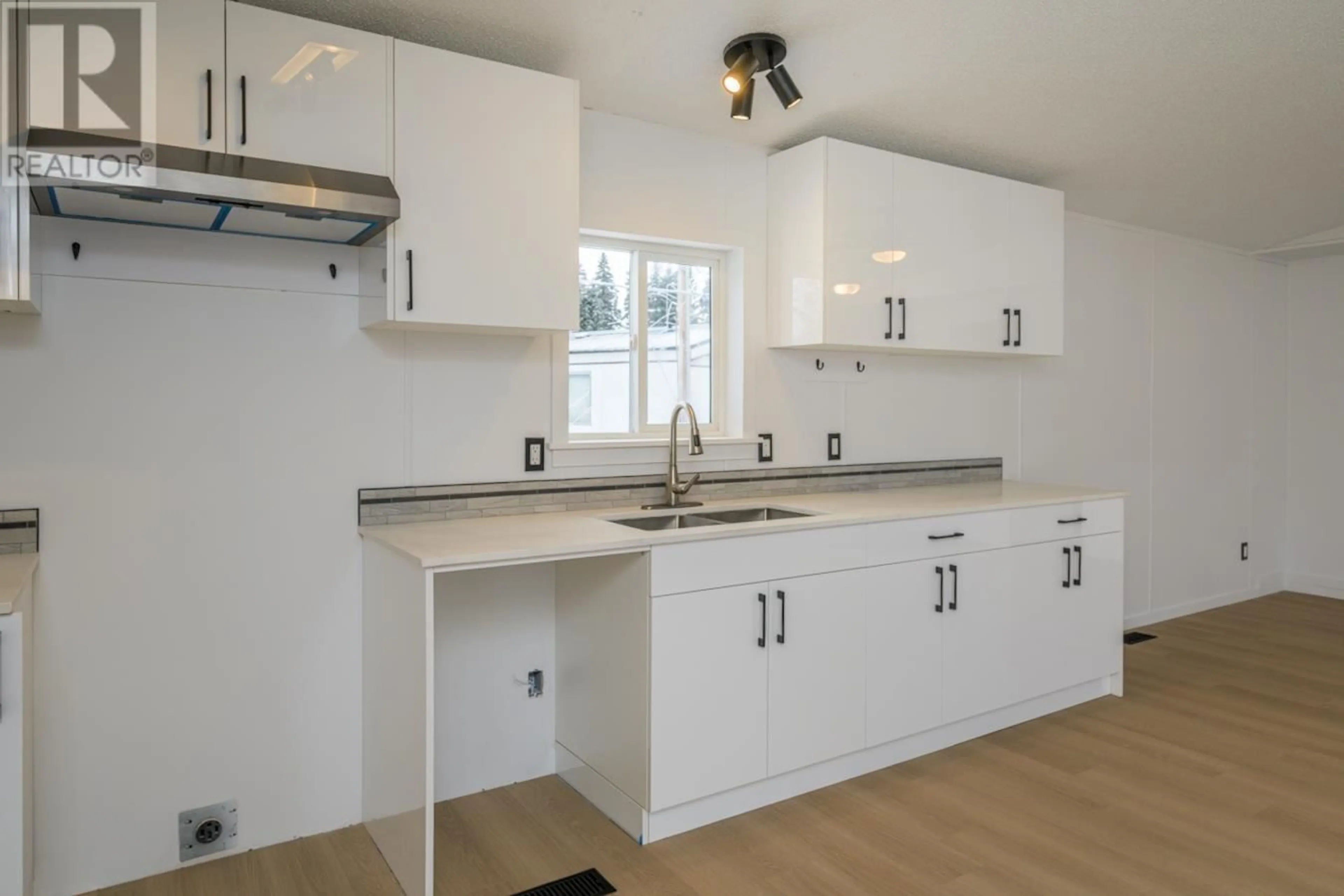 Standard kitchen, unknown for 56 - 8474 BUNCE ROAD, Prince George British Columbia V2N6Y8