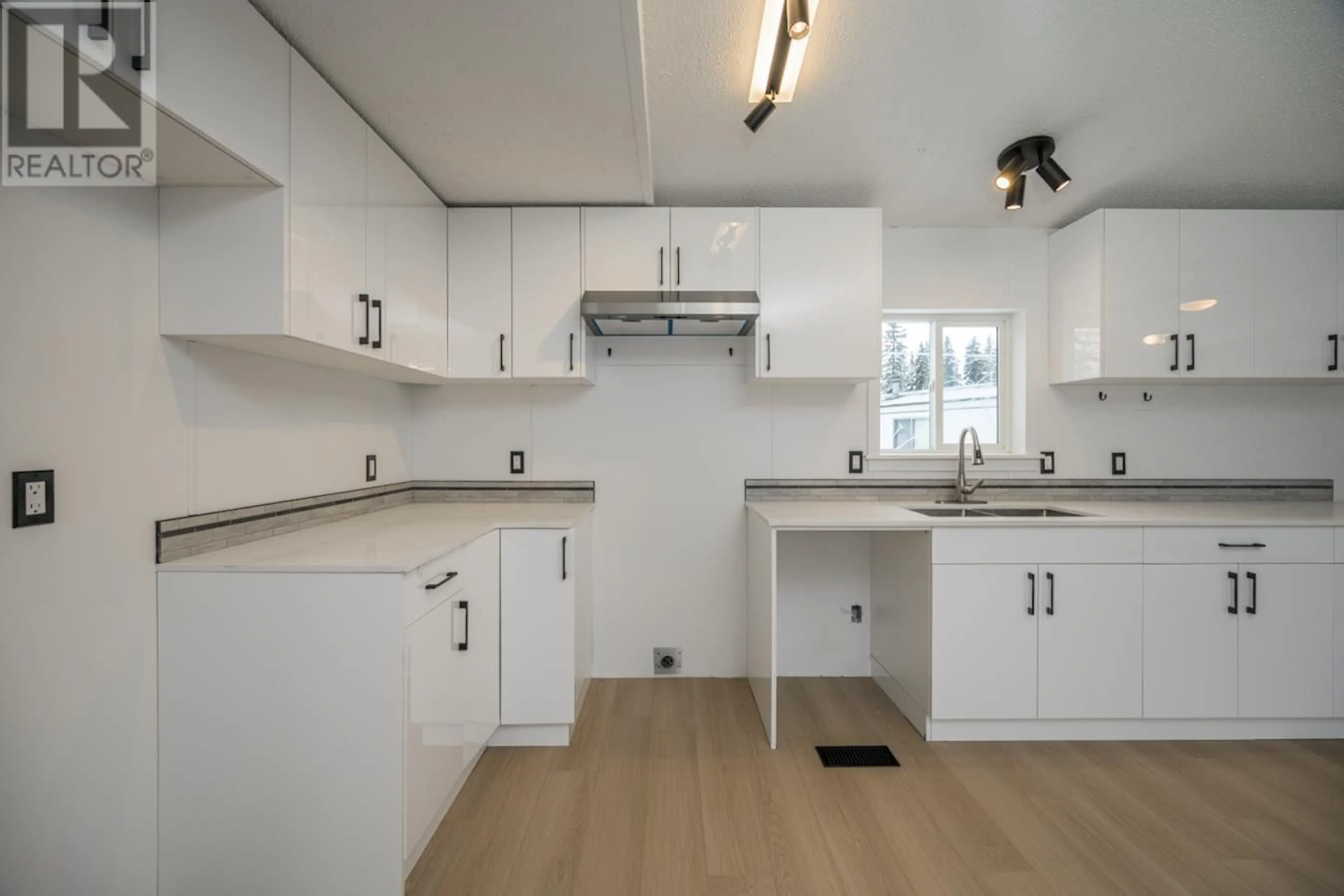 Open concept kitchen, unknown for 56 - 8474 BUNCE ROAD, Prince George British Columbia V2N6Y8