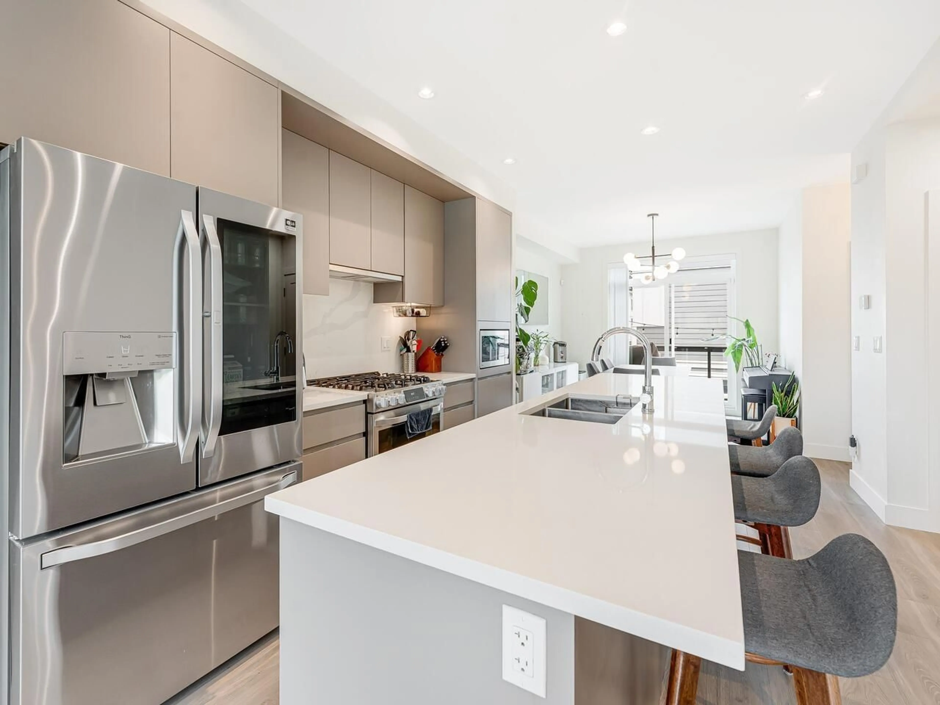 Open concept kitchen, unknown for 30 - 2328 167A, Surrey British Columbia V3Z1H2