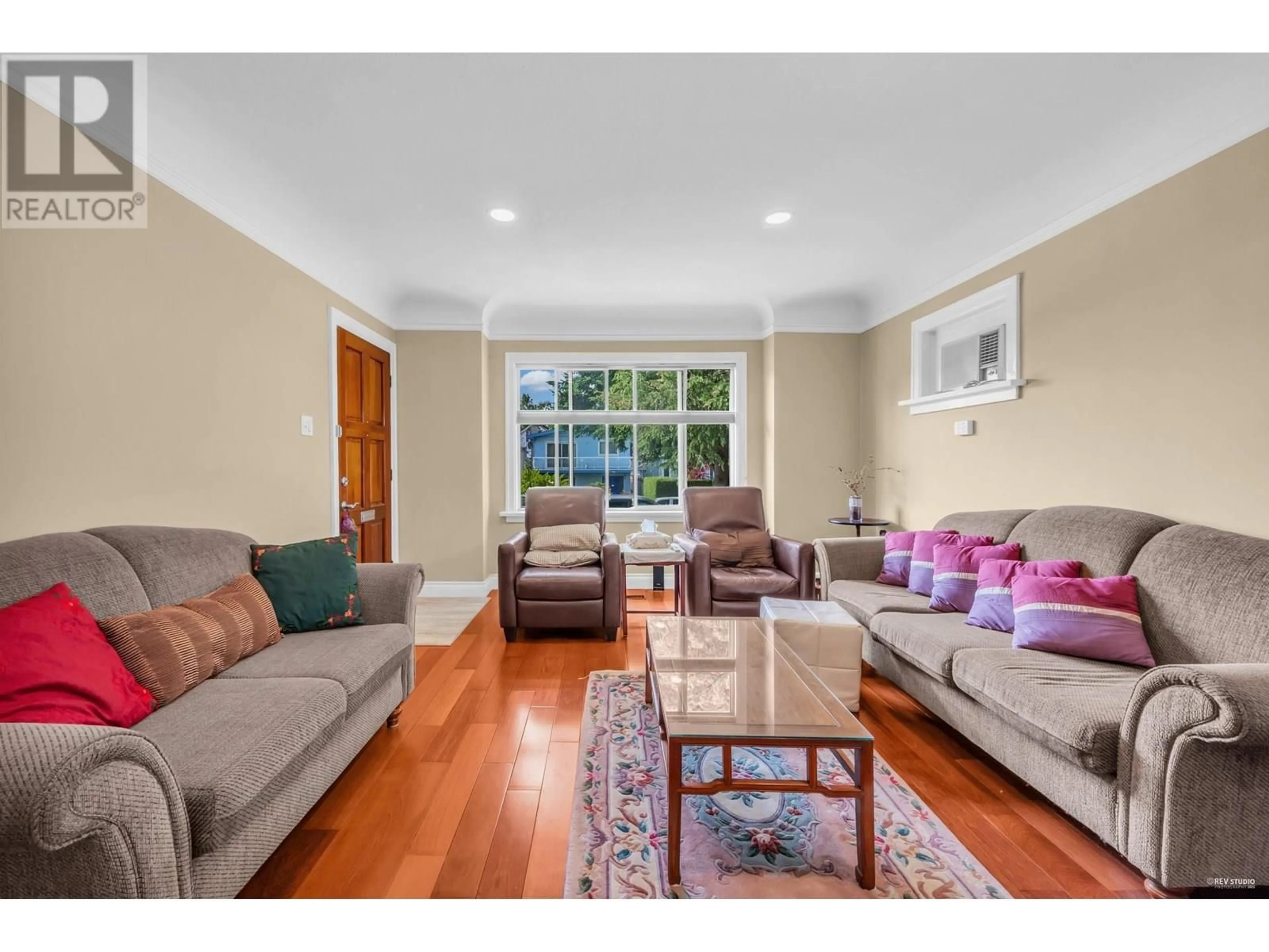 Living room with furniture, unknown for 2785 20TH AVENUE, Vancouver British Columbia V6L1H1
