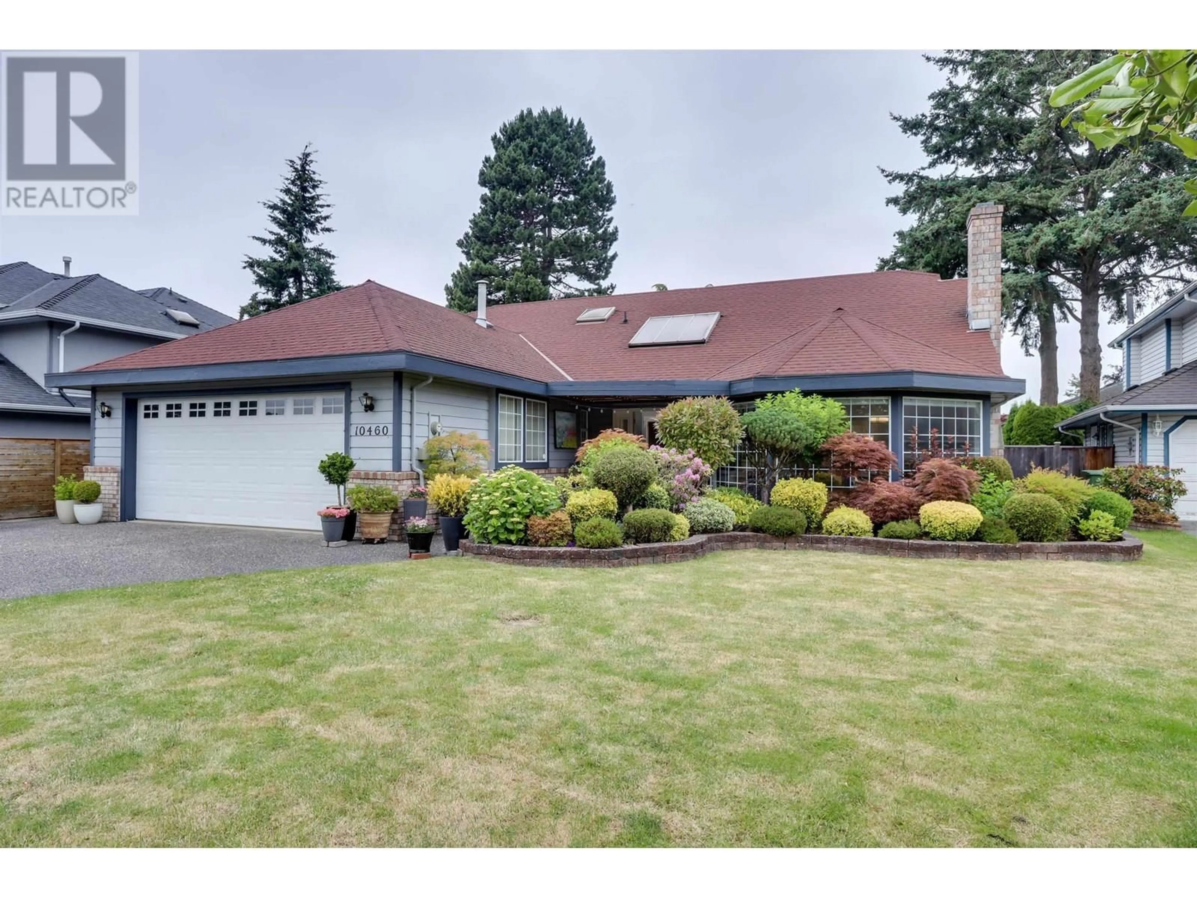Home with vinyl exterior material, street for 10460 SOUTHGATE ROAD, Richmond British Columbia V7A2X6