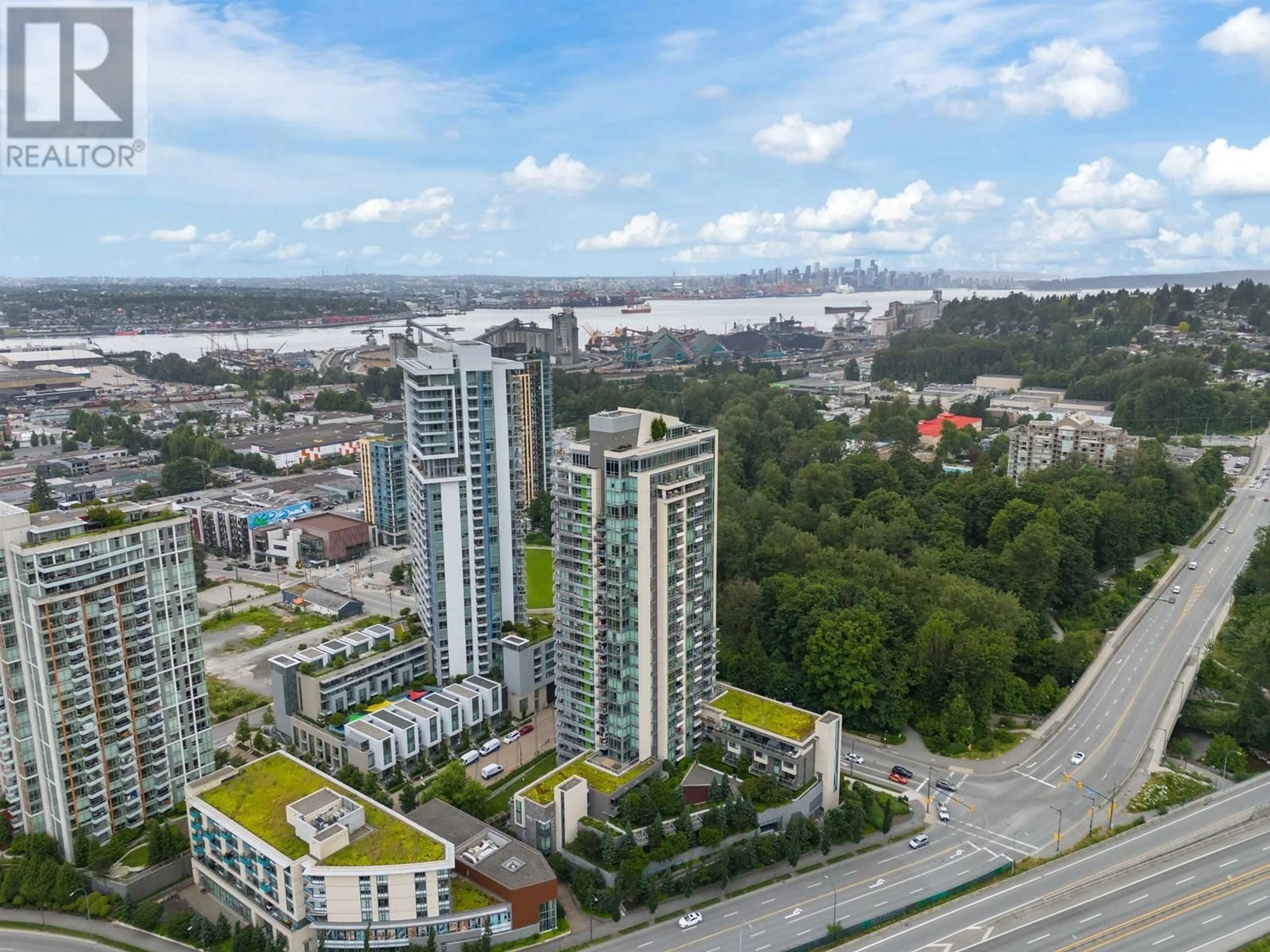 A pic from outside/outdoor area/front of a property/back of a property/a pic from drone, city buildings view from balcony for 1001 - 680 SEYLYNN CRESCENT, North Vancouver British Columbia V7J0B5