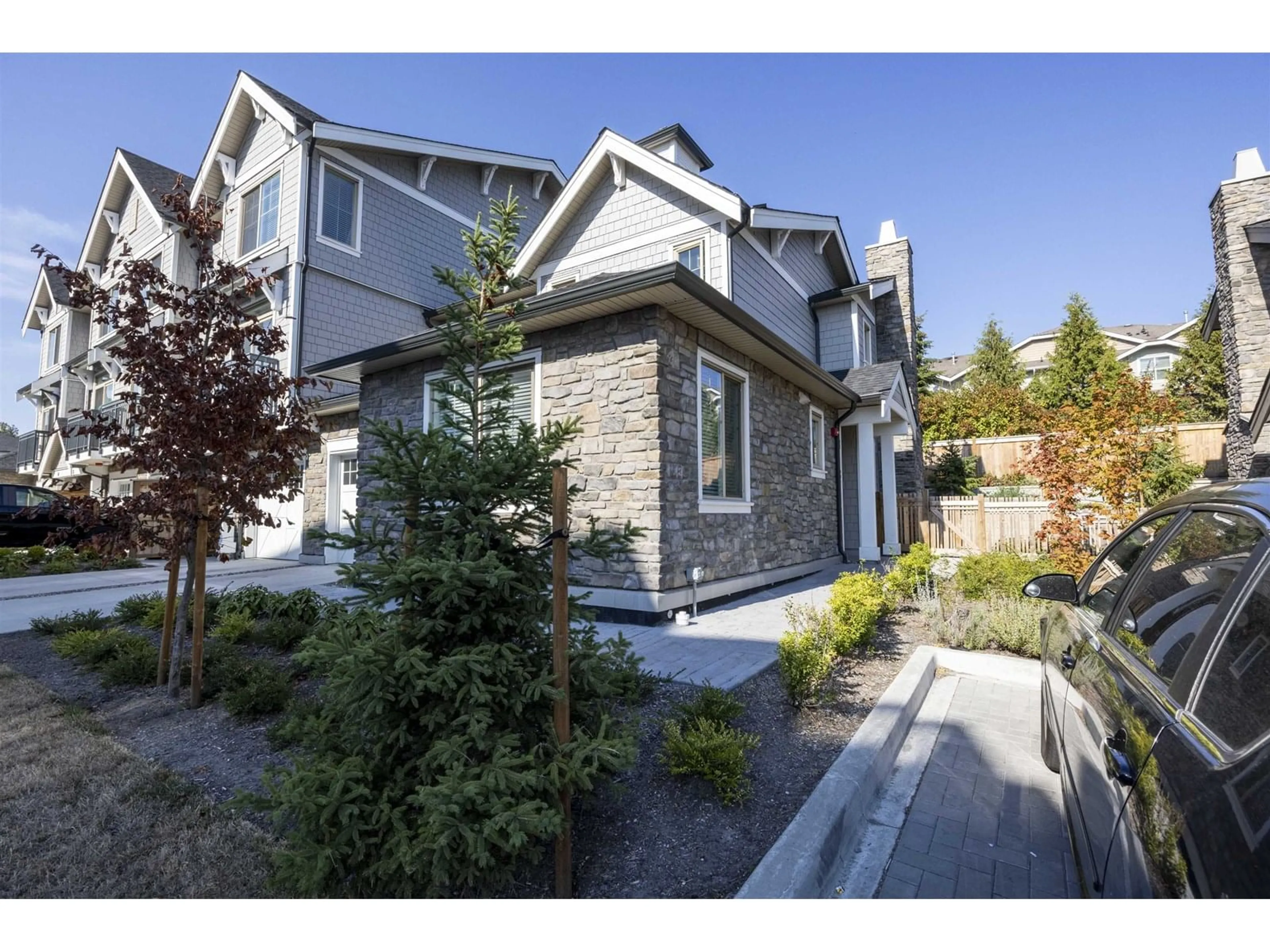Unknown for 12 - 20487 65, Langley British Columbia V2Y3K8