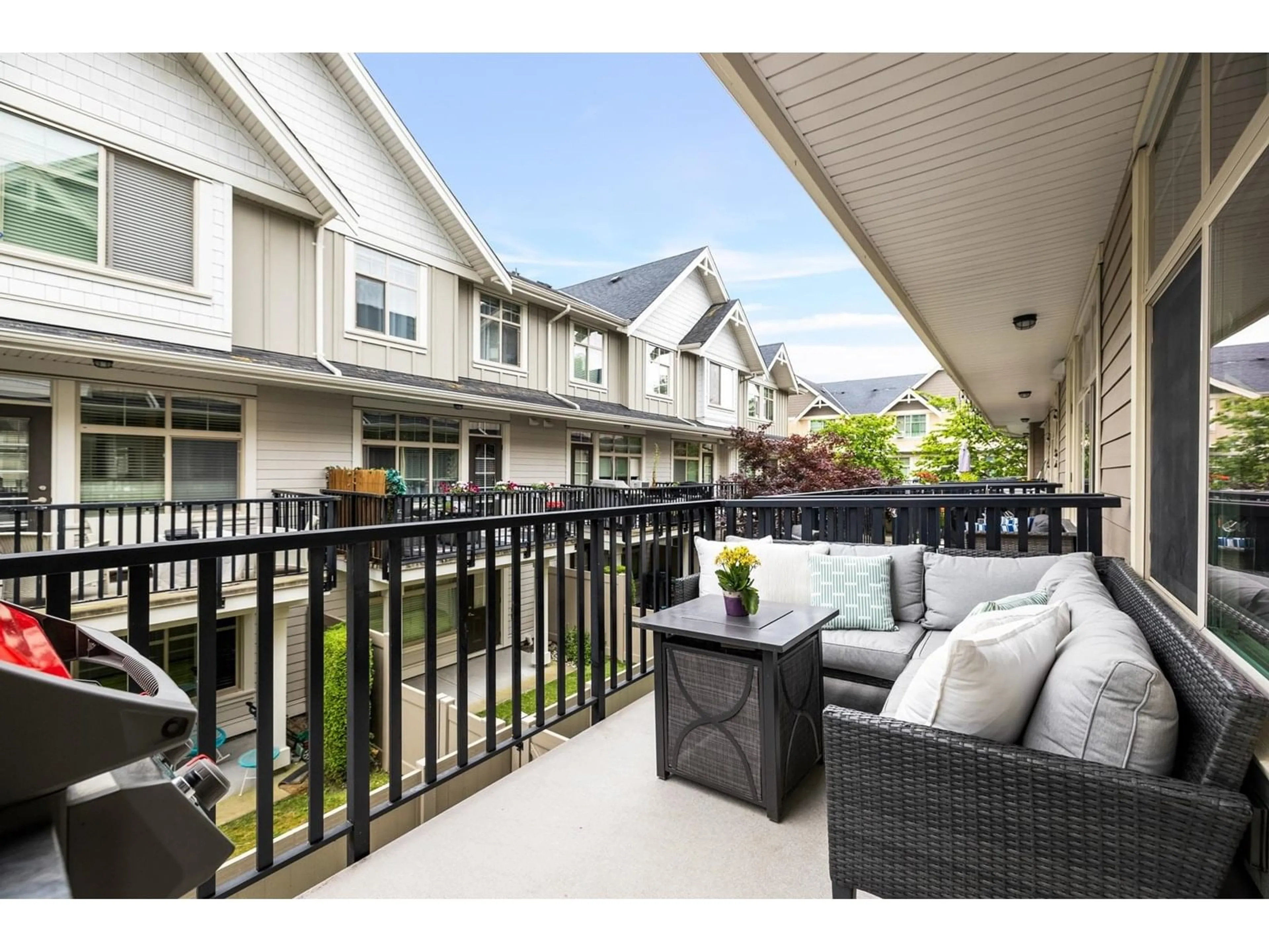 Patio, mountain view for 42 - 19525 73, Surrey British Columbia V4N6L7