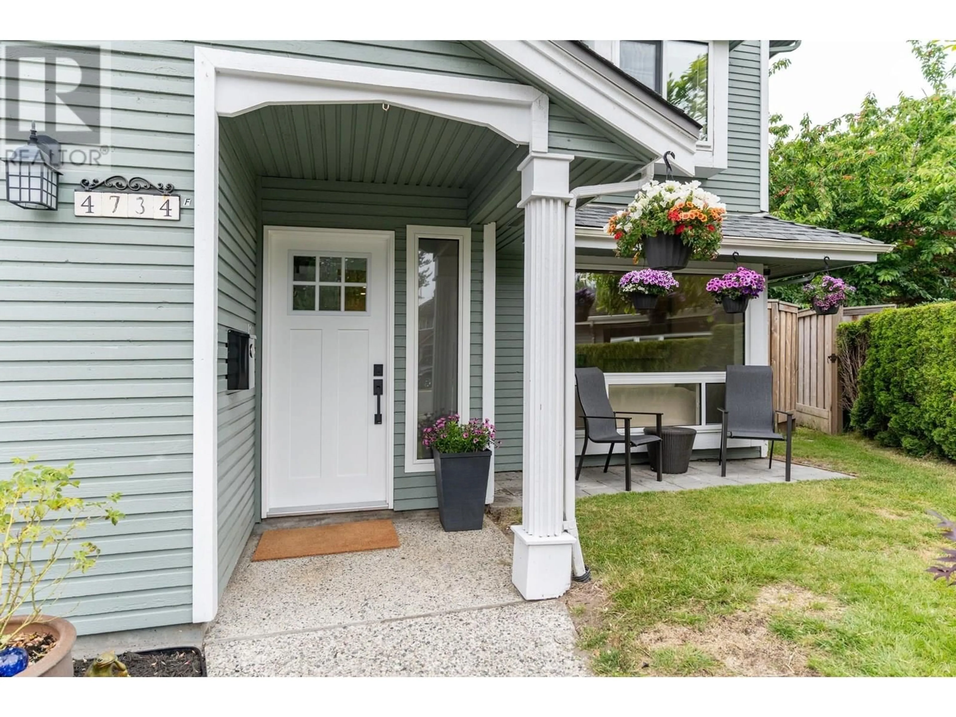Indoor entryway for 4734 CEDAR TREE LANE, Ladner British Columbia V4K4G6