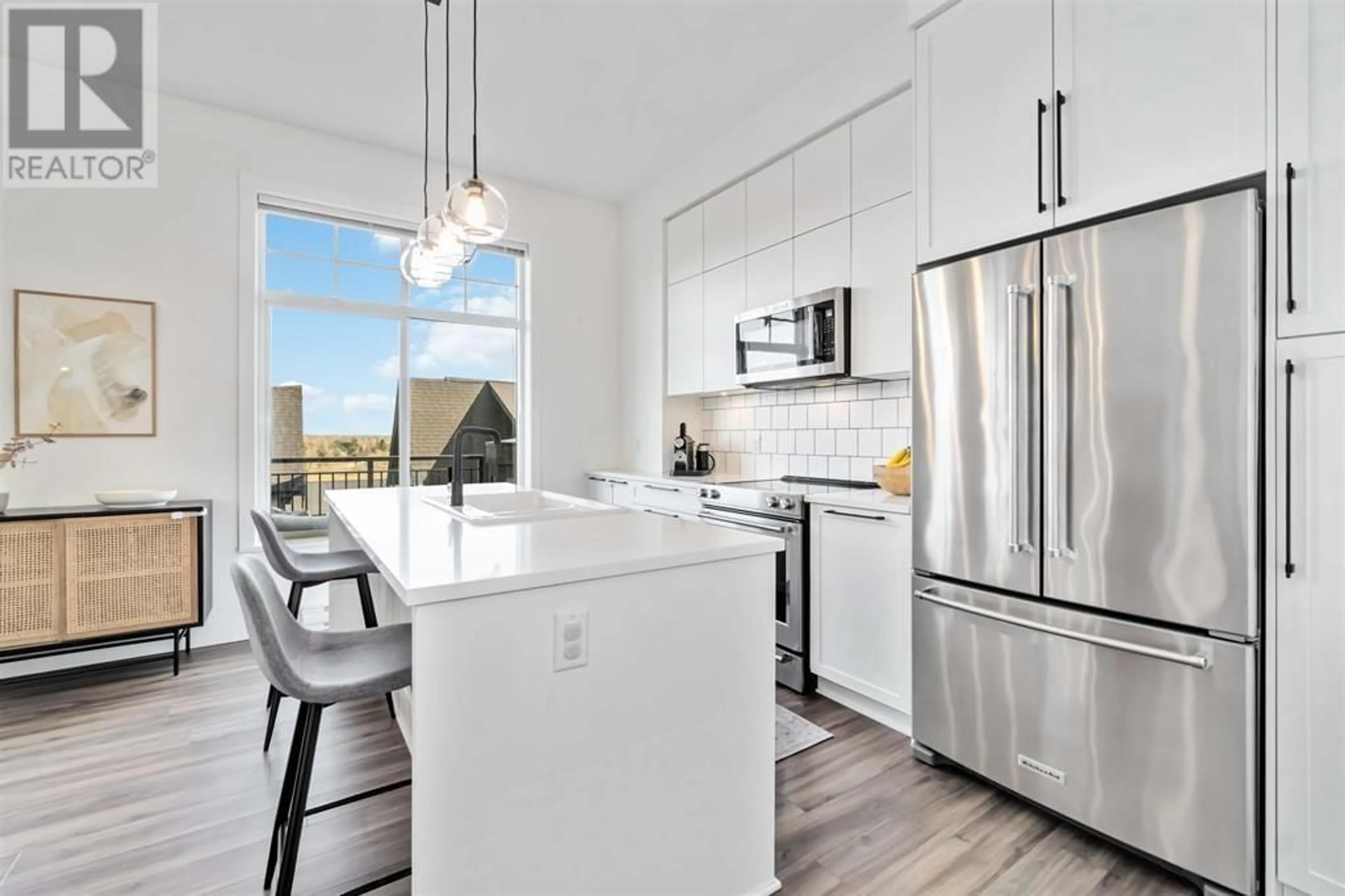Open concept kitchen, ceramic/tile floor for 40 - 3552 VICTORIA DRIVE, Coquitlam British Columbia V3E0N7