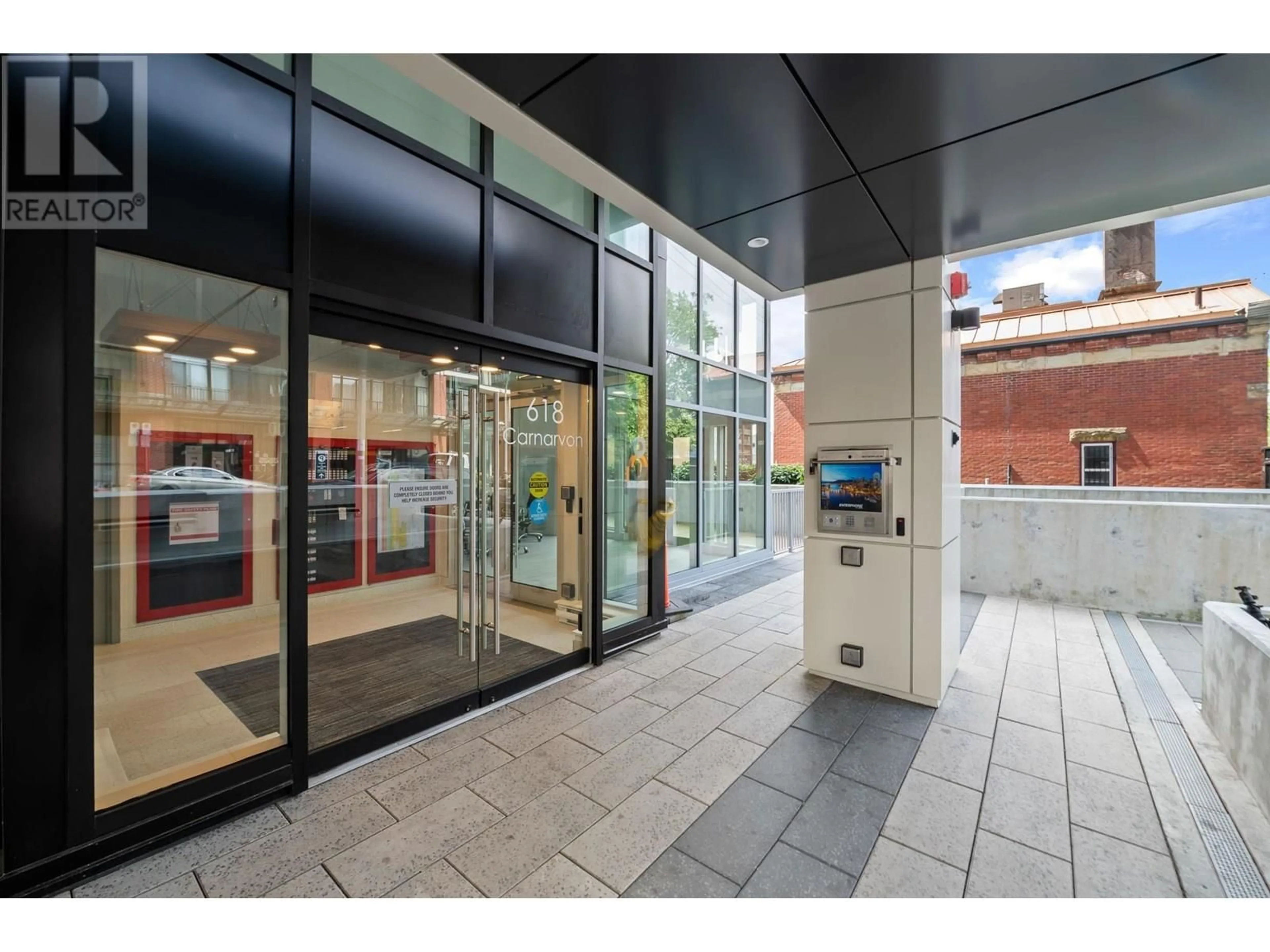 Indoor foyer for 1311 - 618 CARNARVON STREET, New Westminster British Columbia V3M0N9