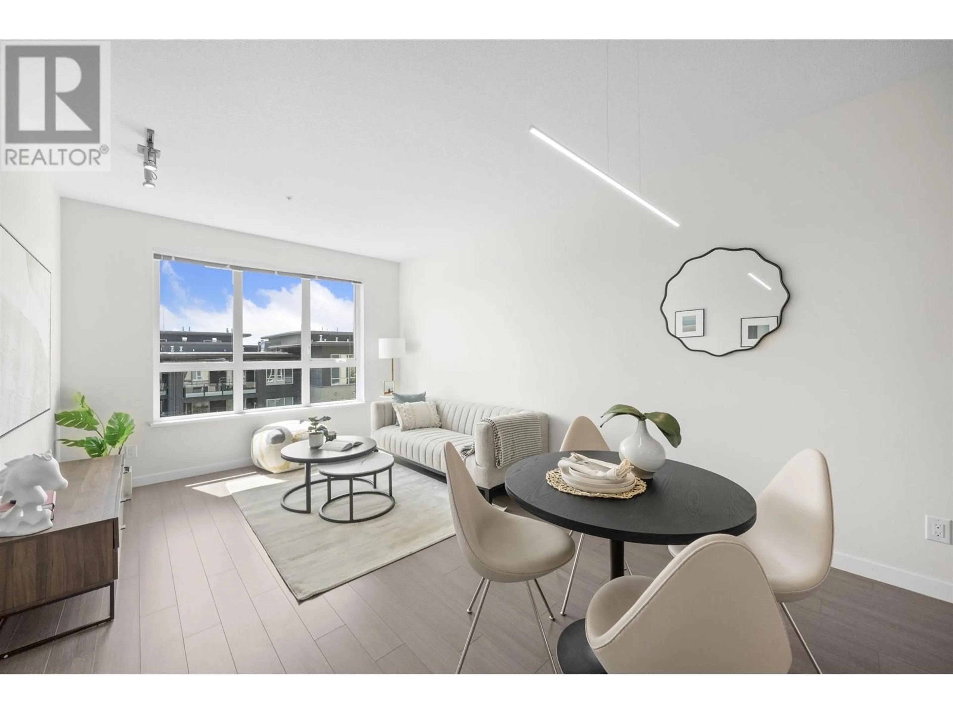 A pic of a room for 308 - 9168 SLOPES MEWS, Burnaby British Columbia V5A0E4