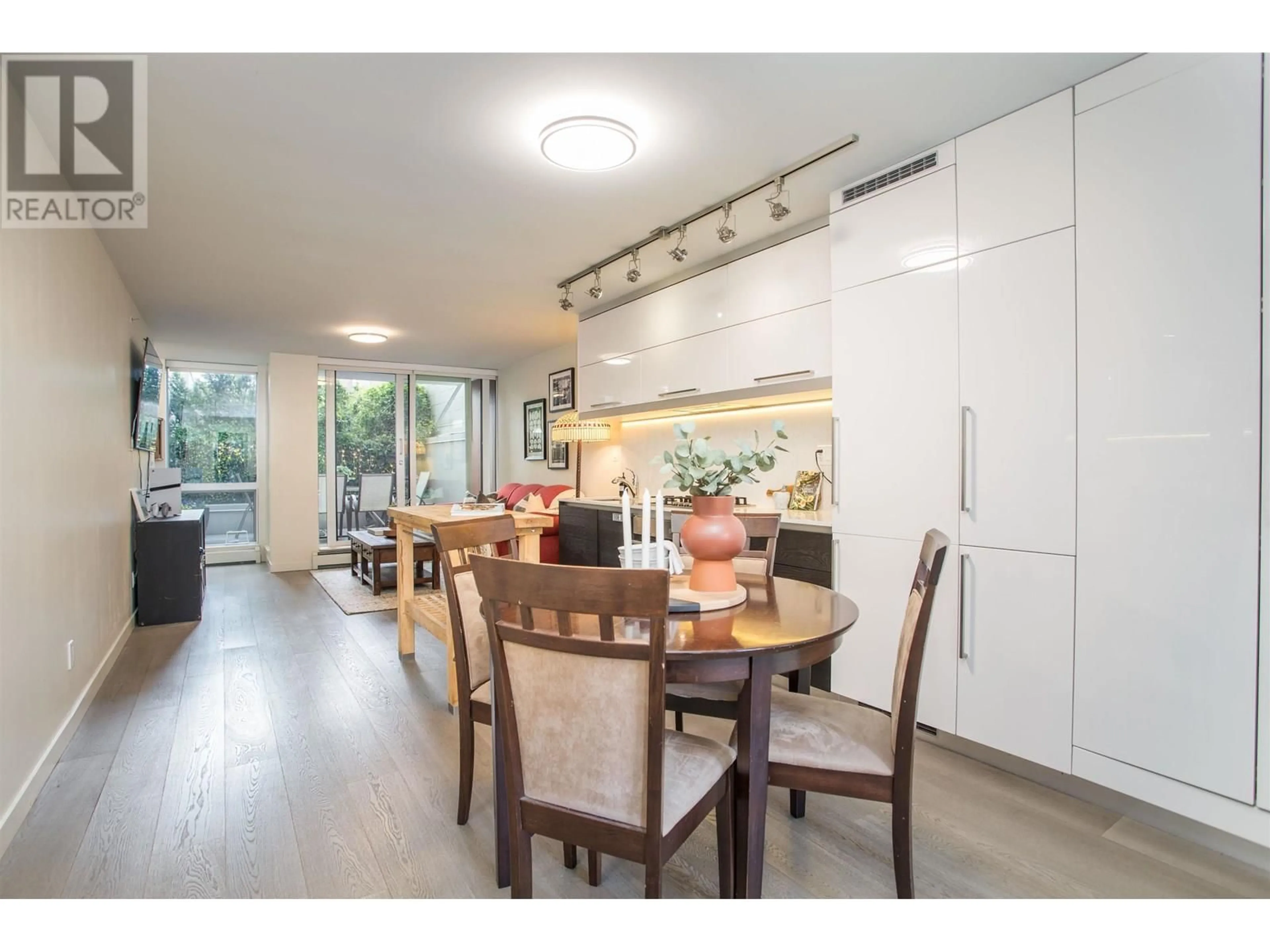 Unknown for 208 - 189 KEEFER STREET, Vancouver British Columbia V6A0C8