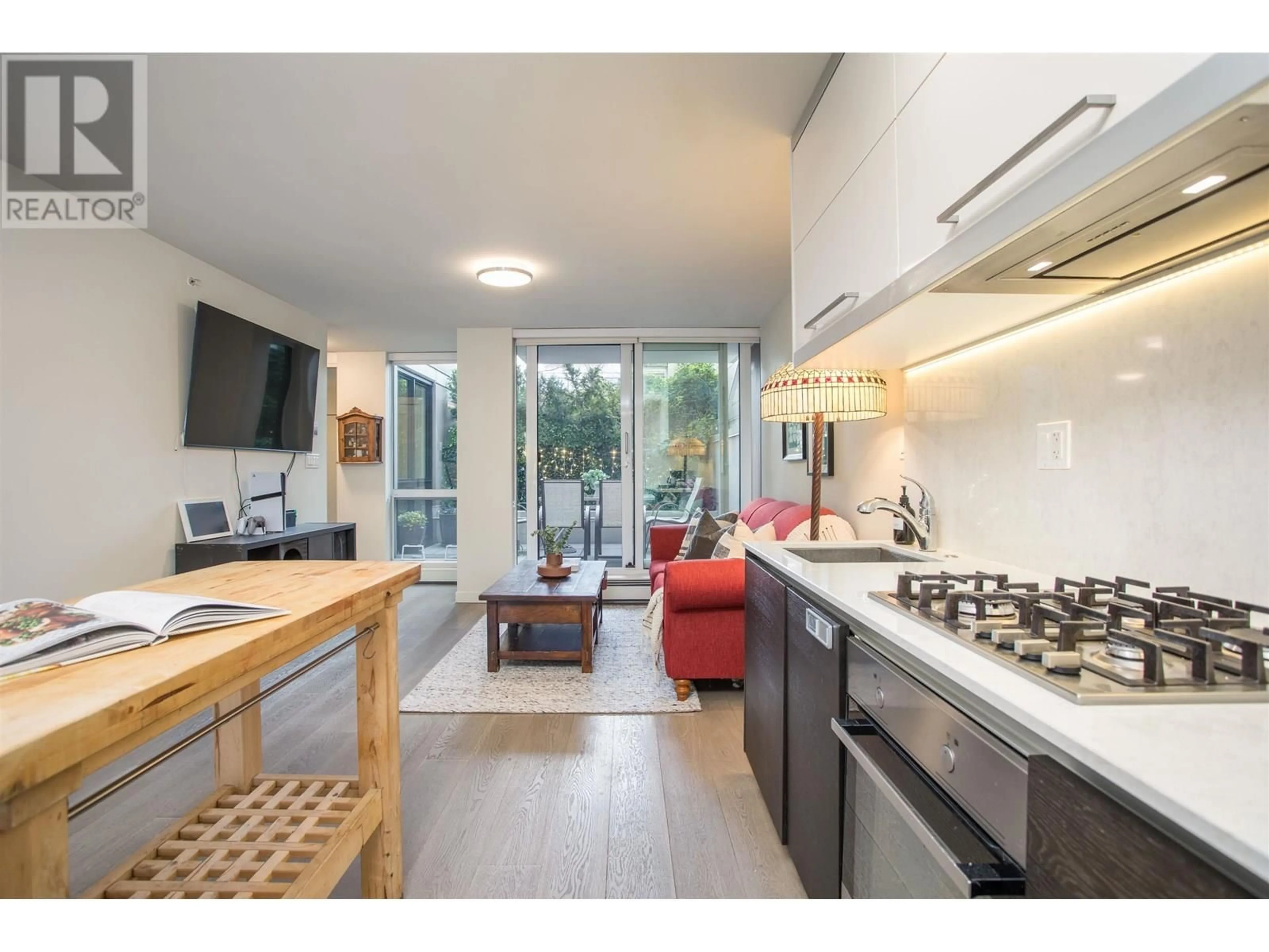 Open concept kitchen, unknown for 208 - 189 KEEFER STREET, Vancouver British Columbia V6A0C8