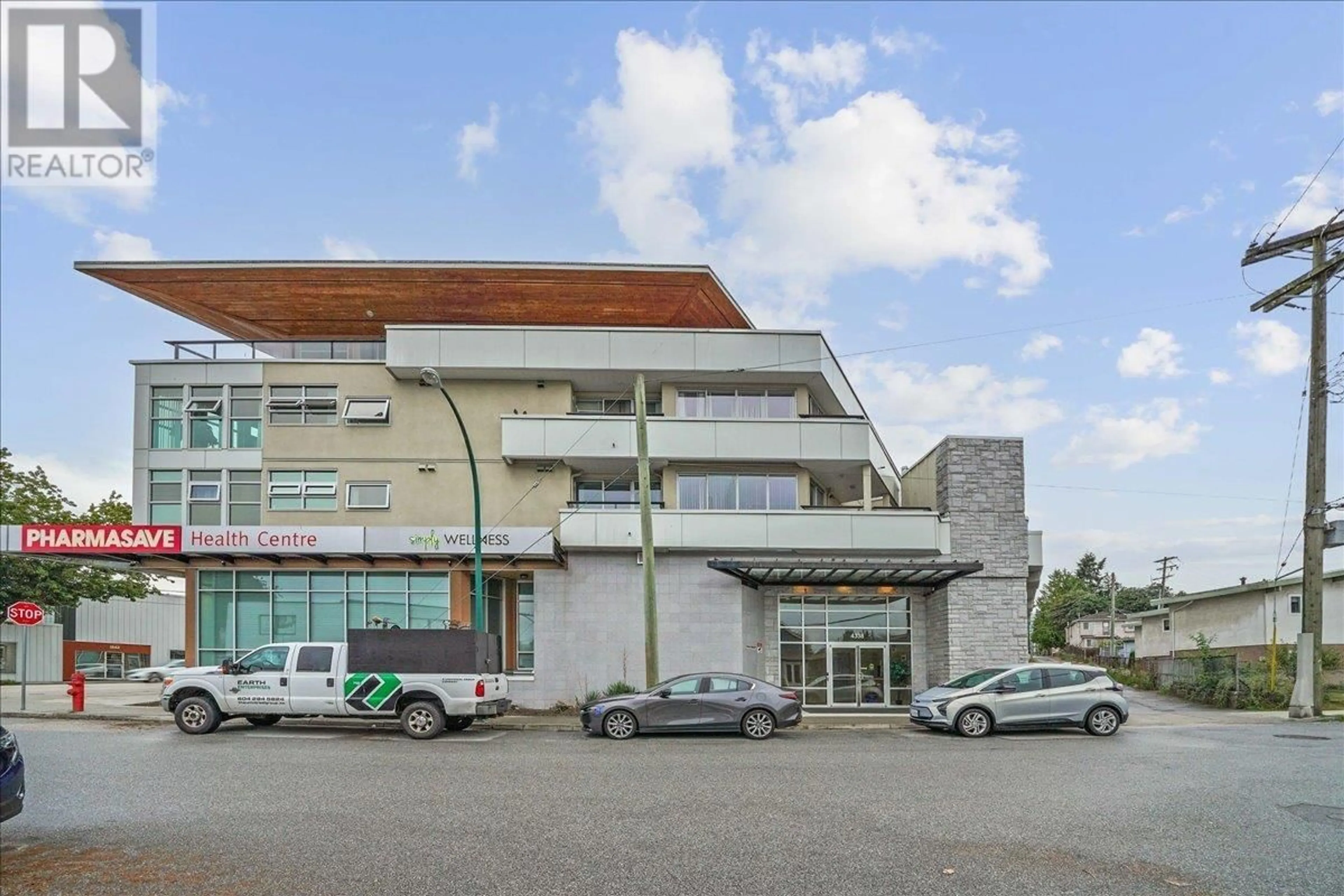 Unknown for 306 - 4338 COMMERCIAL STREET, Vancouver British Columbia V5N2S7