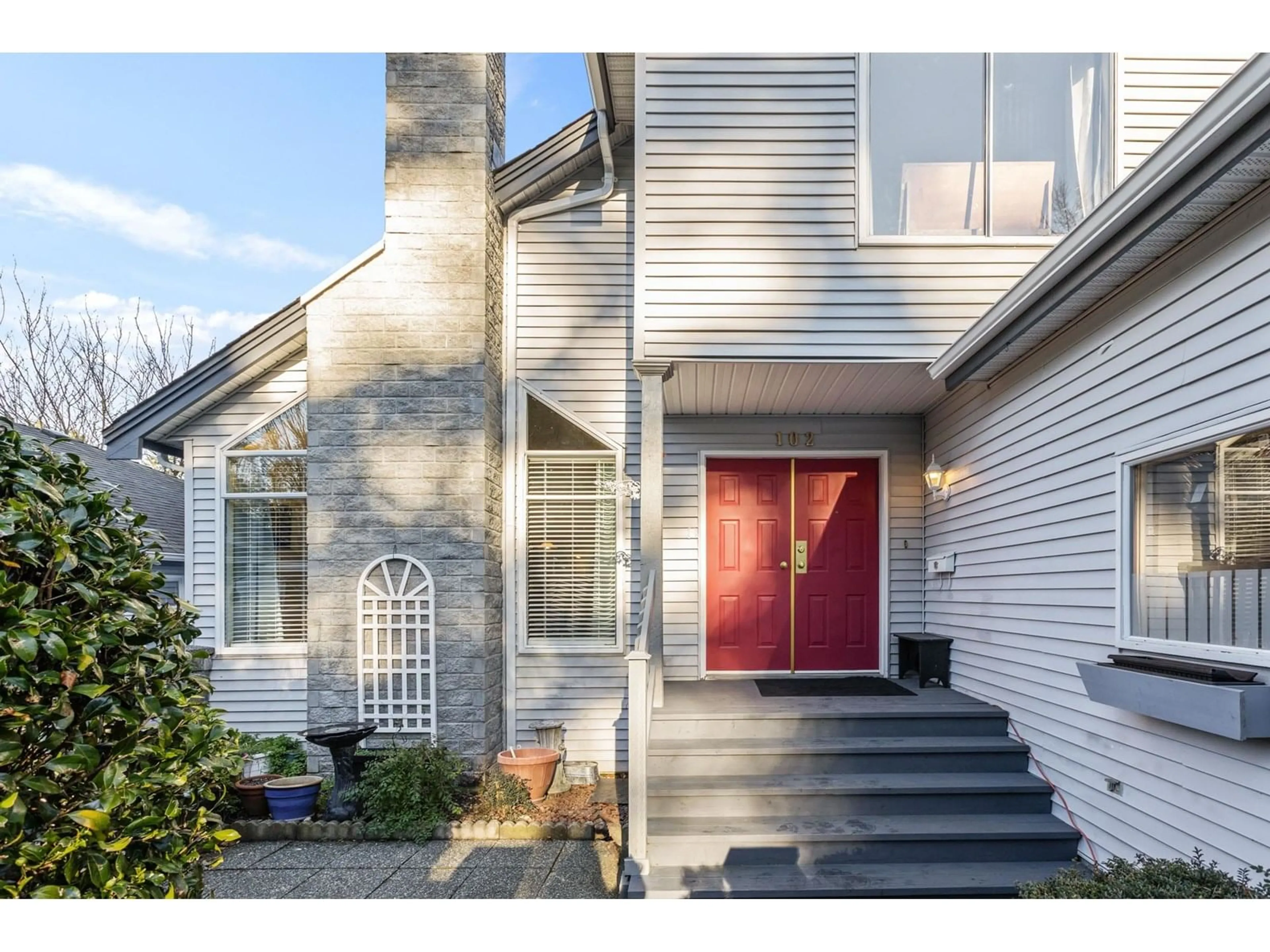 Home with brick exterior material, street for 102 - 1744 128, Surrey British Columbia V4A3V4