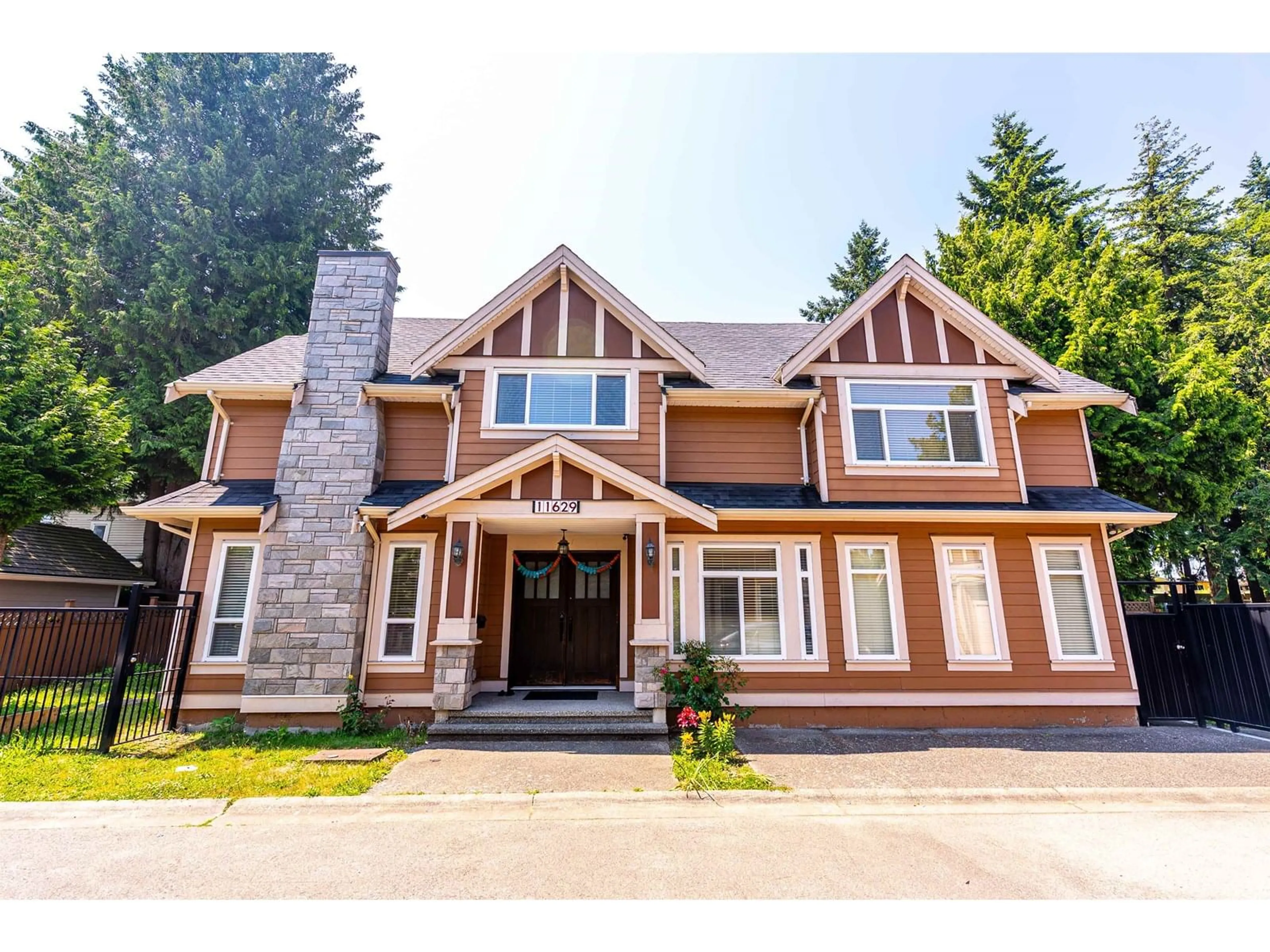 Home with brick exterior material, mountain view for 11629 86, Delta British Columbia V4C2X5