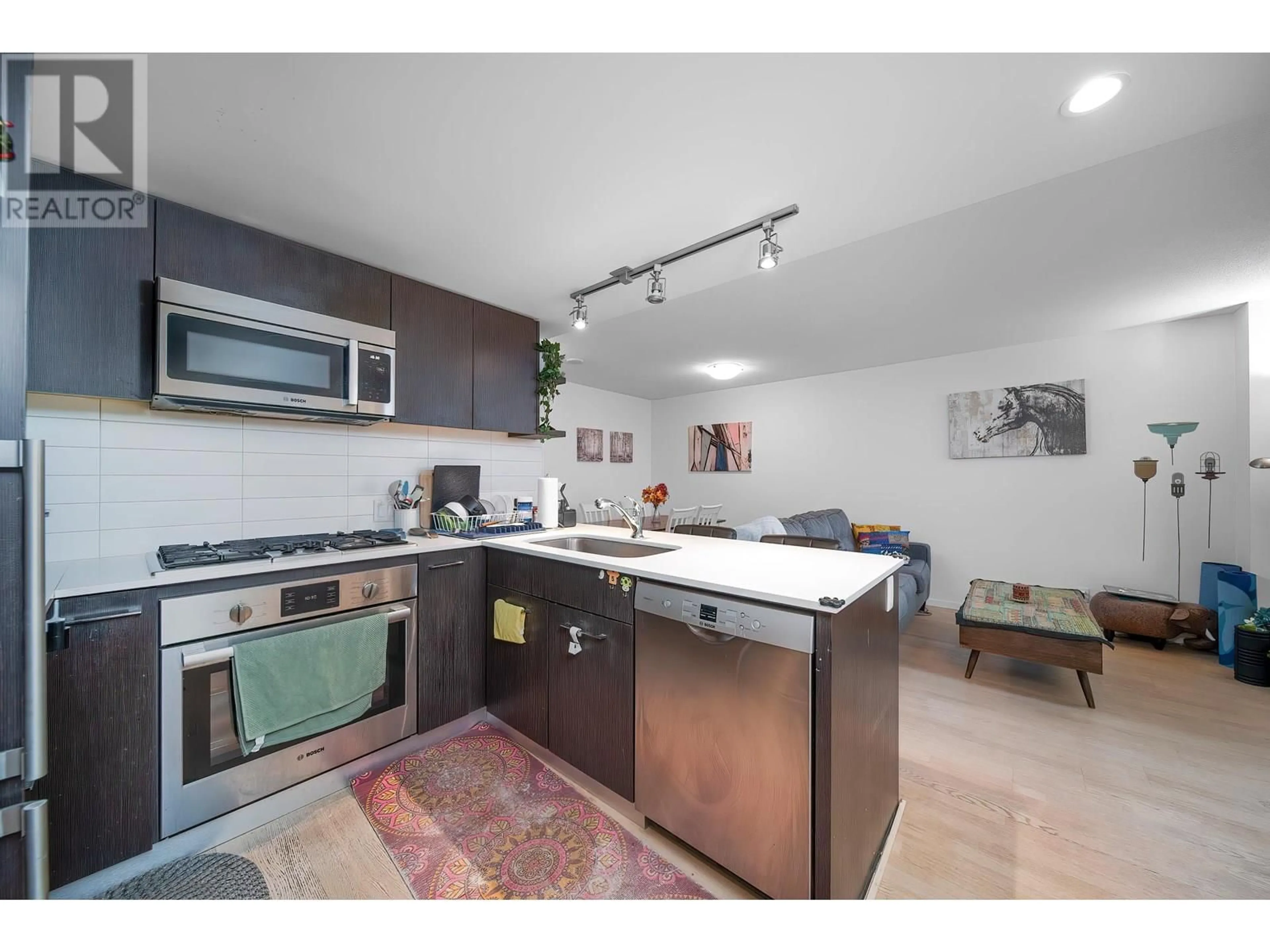 Standard kitchen, unknown for 1509 - 7888 ACKROYD ROAD, Richmond British Columbia V6X0M9
