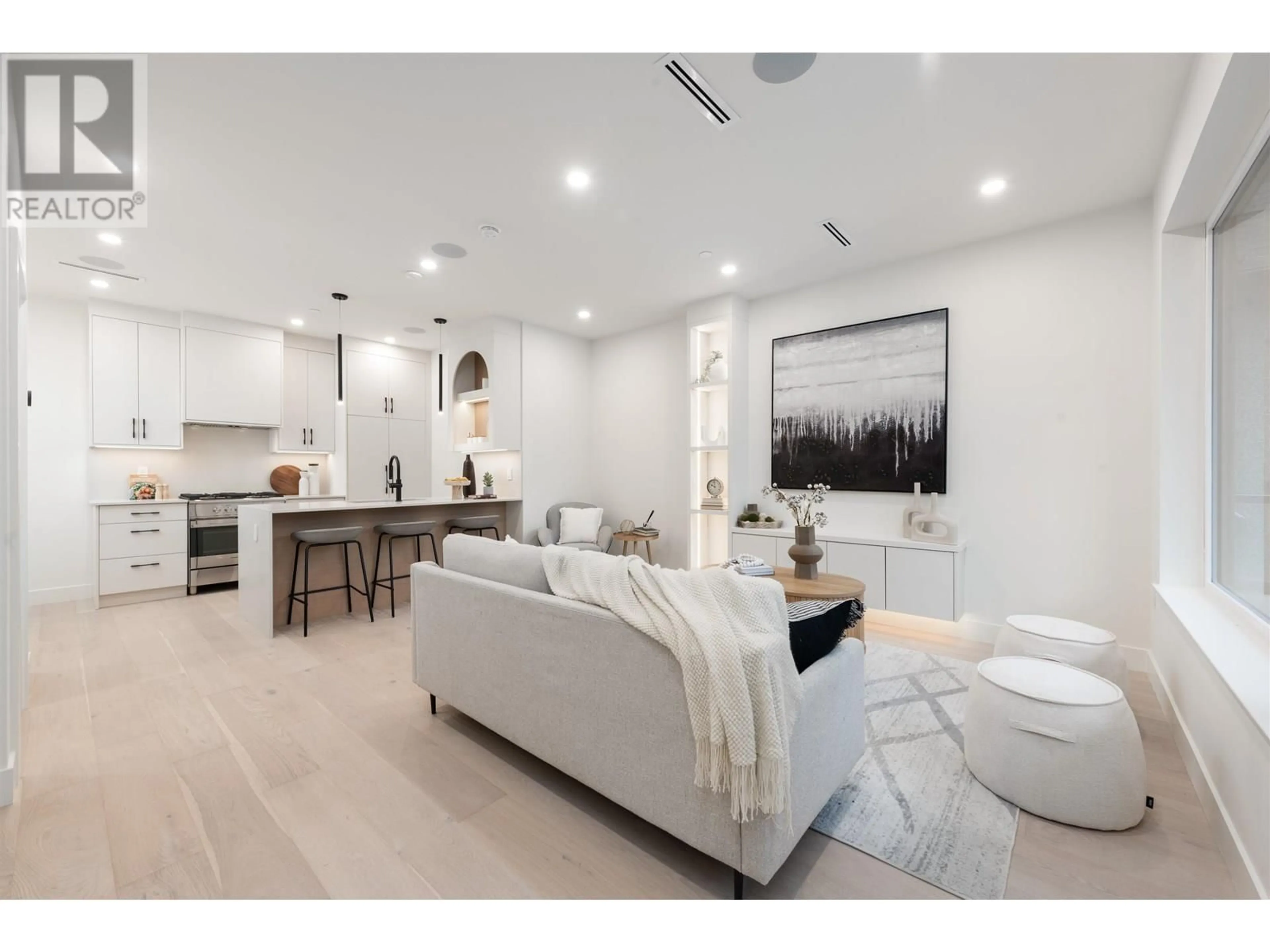 Living room with furniture, unknown for 1 - 65 KING EDWARD AVENUE, Vancouver British Columbia V5V2B8