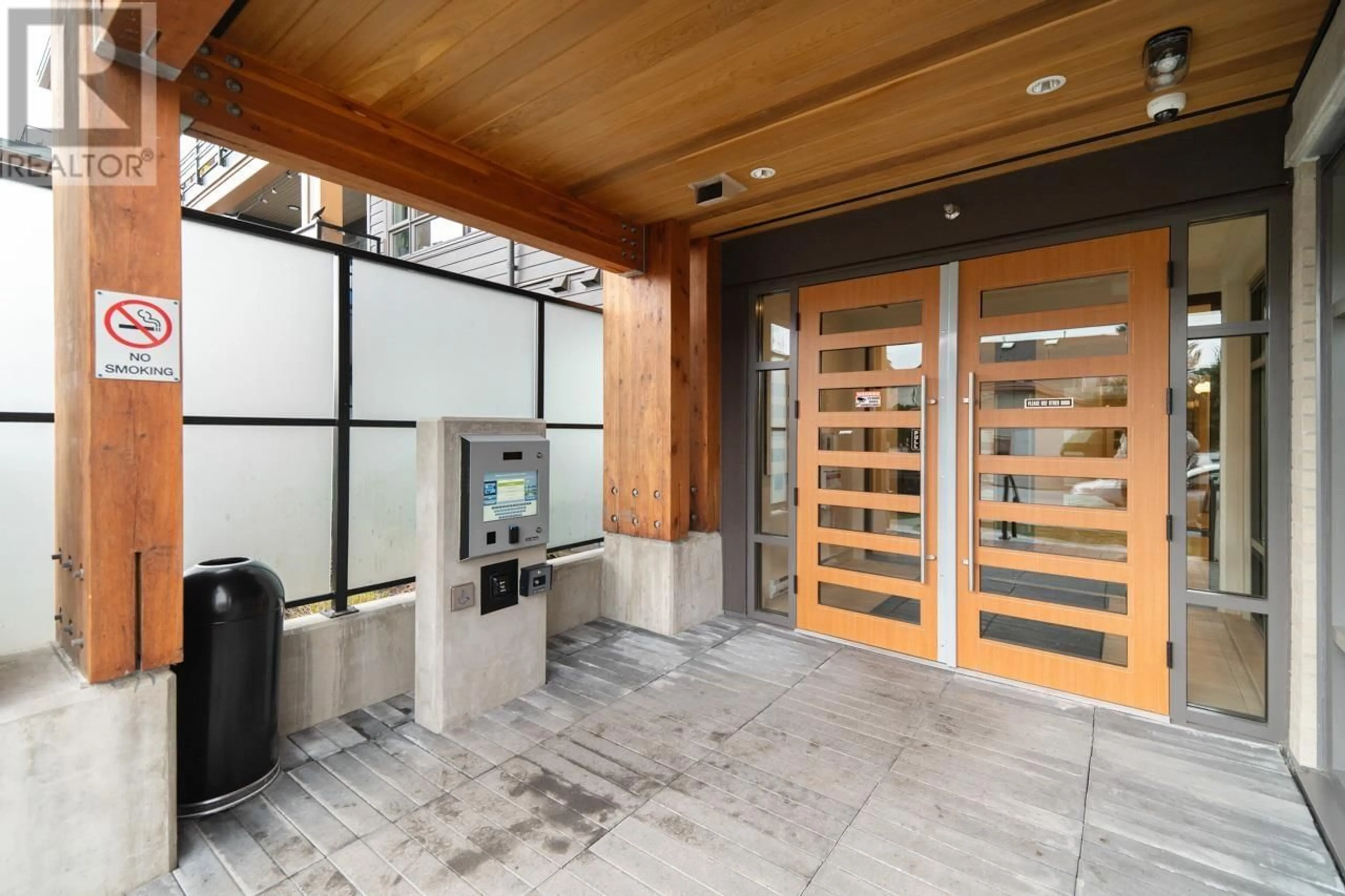 Indoor entryway for 418 - 741 ANSKAR COURT, Coquitlam British Columbia V3J0N3