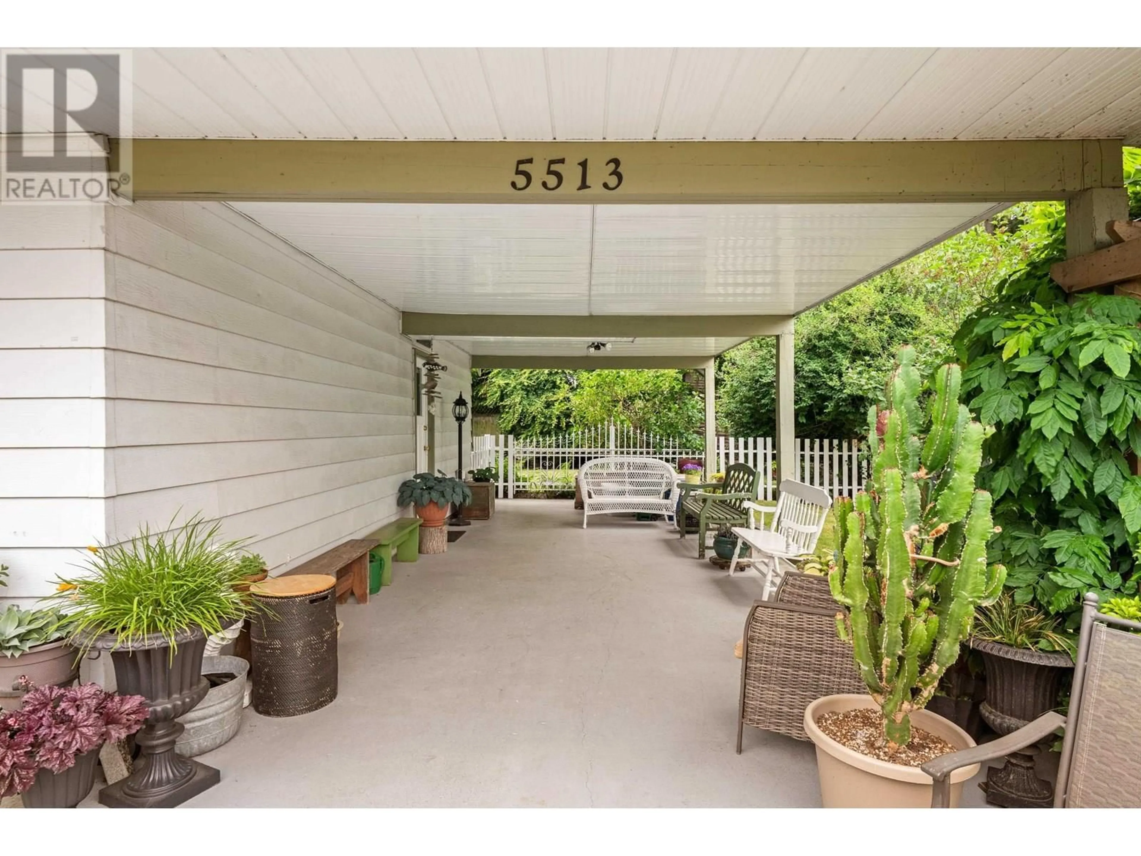 Patio, street for 5513 6A AVENUE, Delta British Columbia V4M1P5