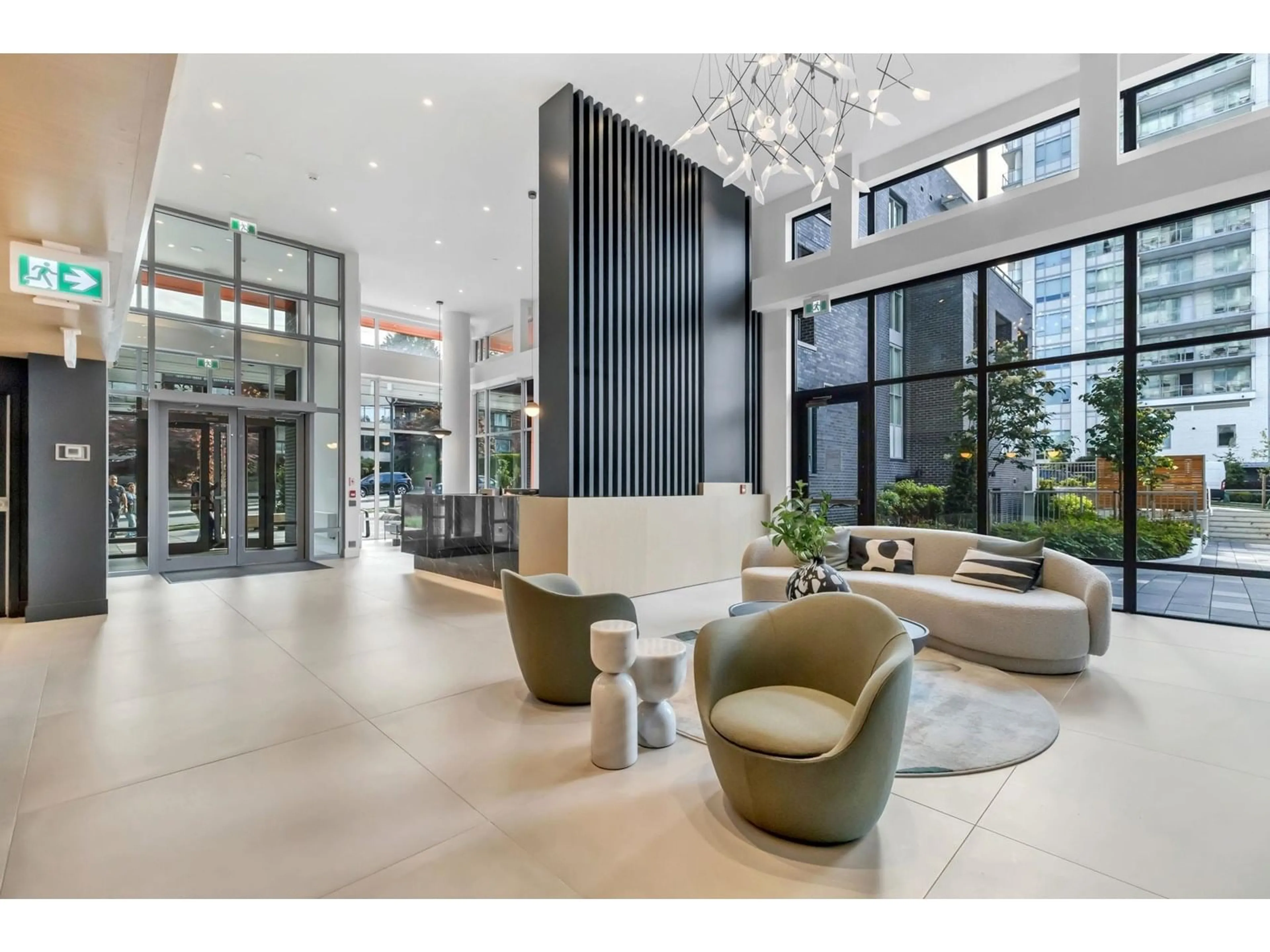 Lobby for 709 - 13387 OLD YALE, Surrey British Columbia V3T0V6
