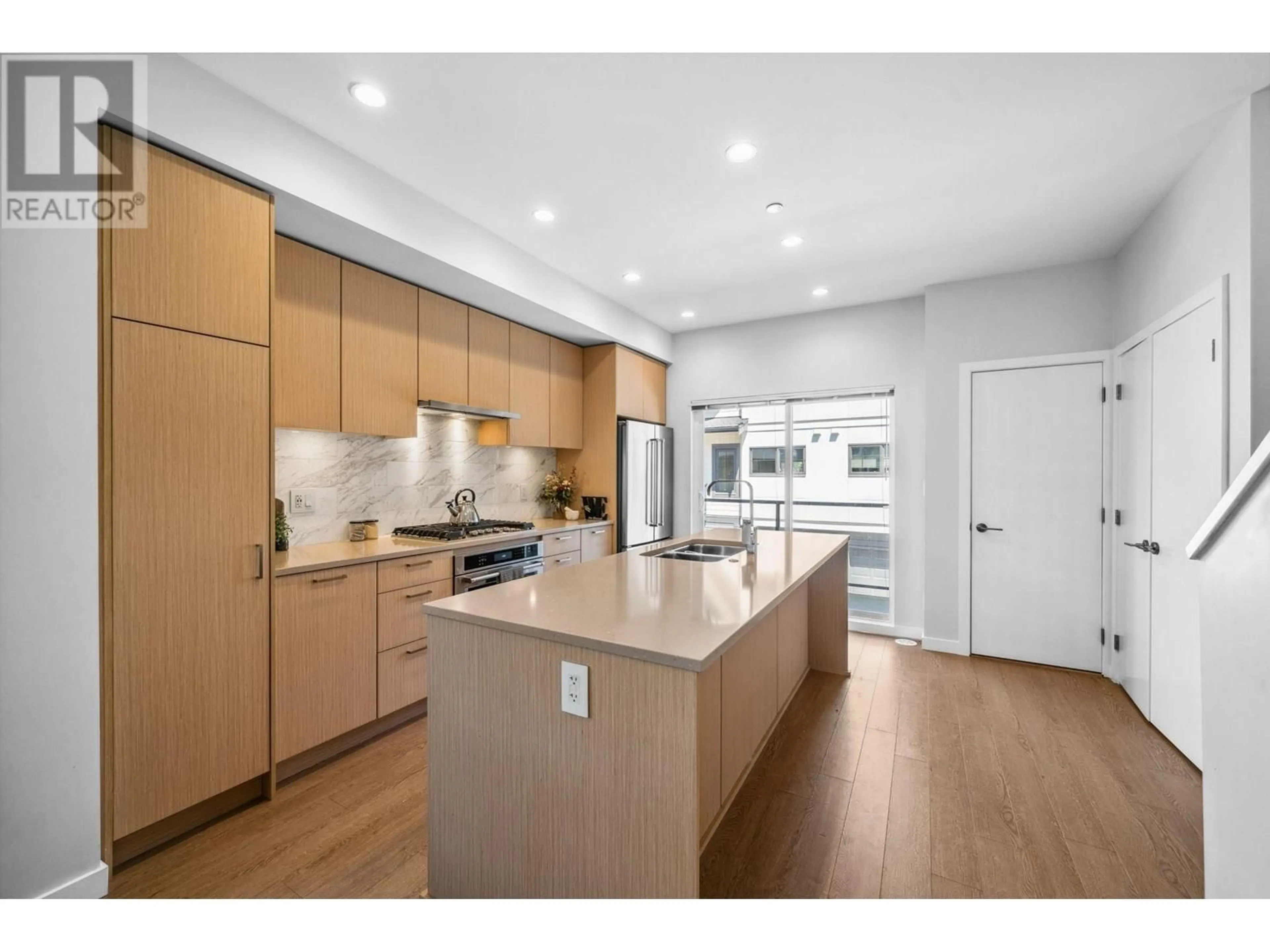 Open concept kitchen, unknown for 165 - 19451 SUTTON AVENUE, Pitt Meadows British Columbia V3Y0J6
