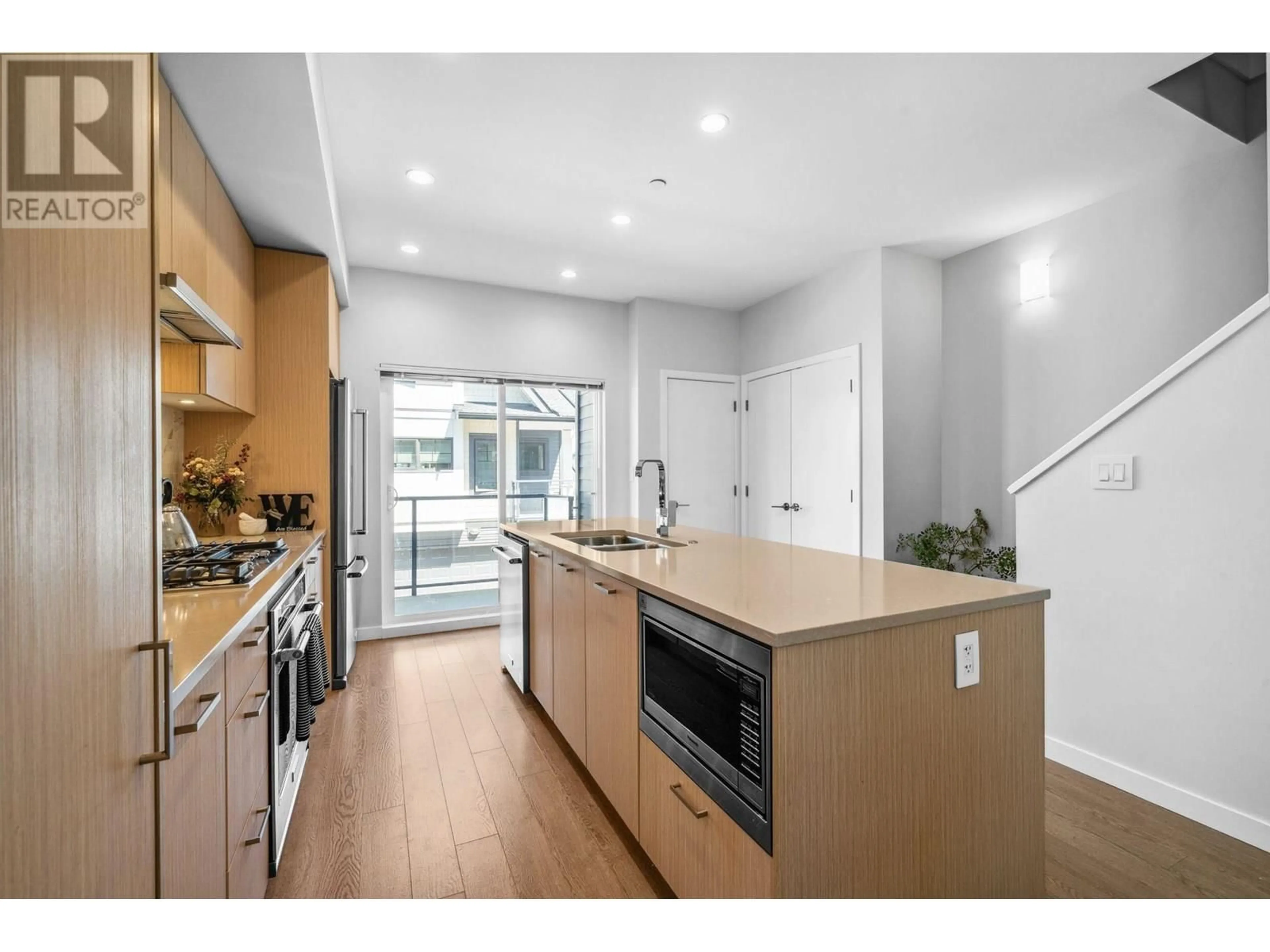 Open concept kitchen, unknown for 165 - 19451 SUTTON AVENUE, Pitt Meadows British Columbia V3Y0J6