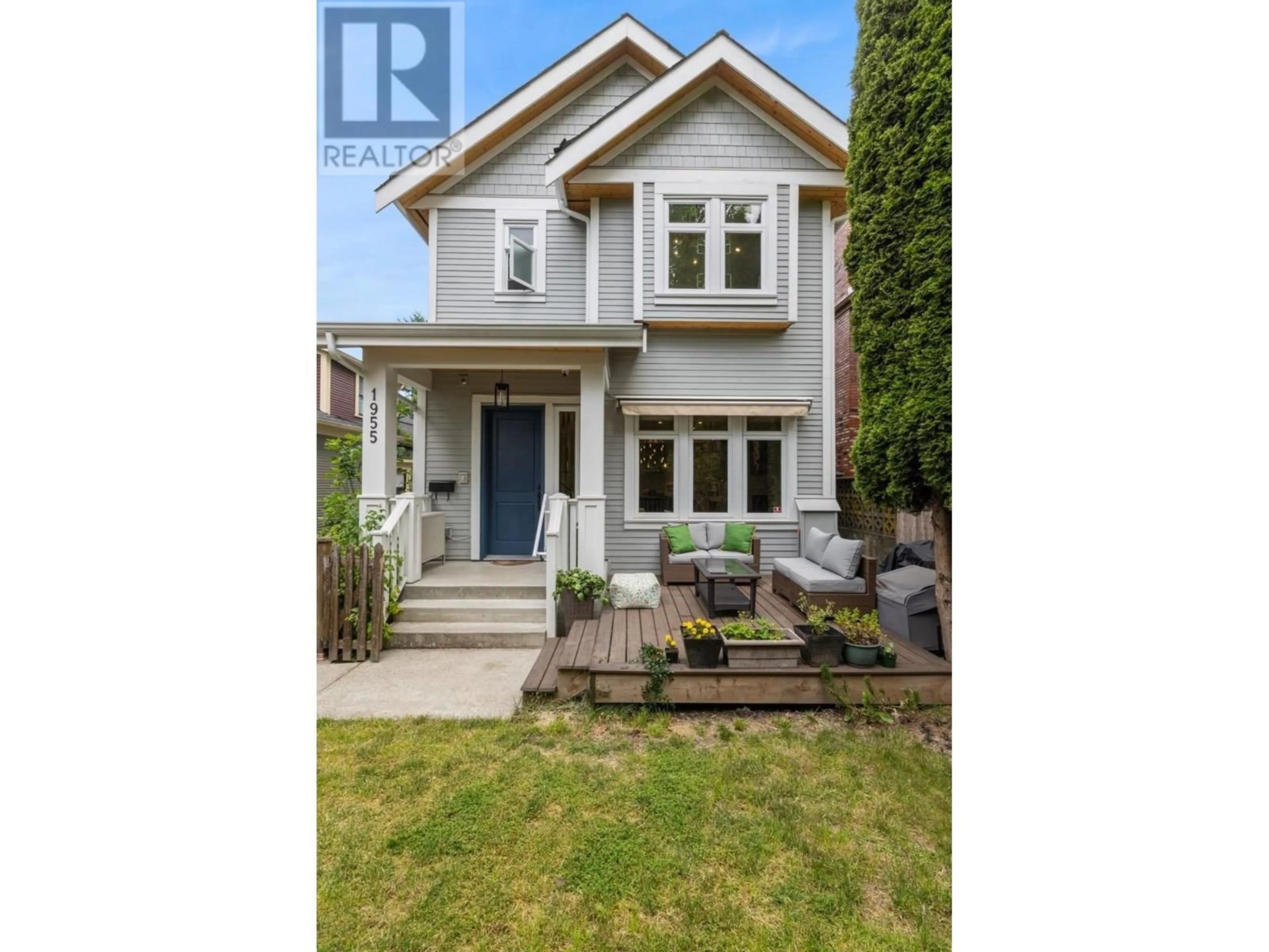 Unknown for 1955 4TH AVENUE, Vancouver British Columbia V5N1K3