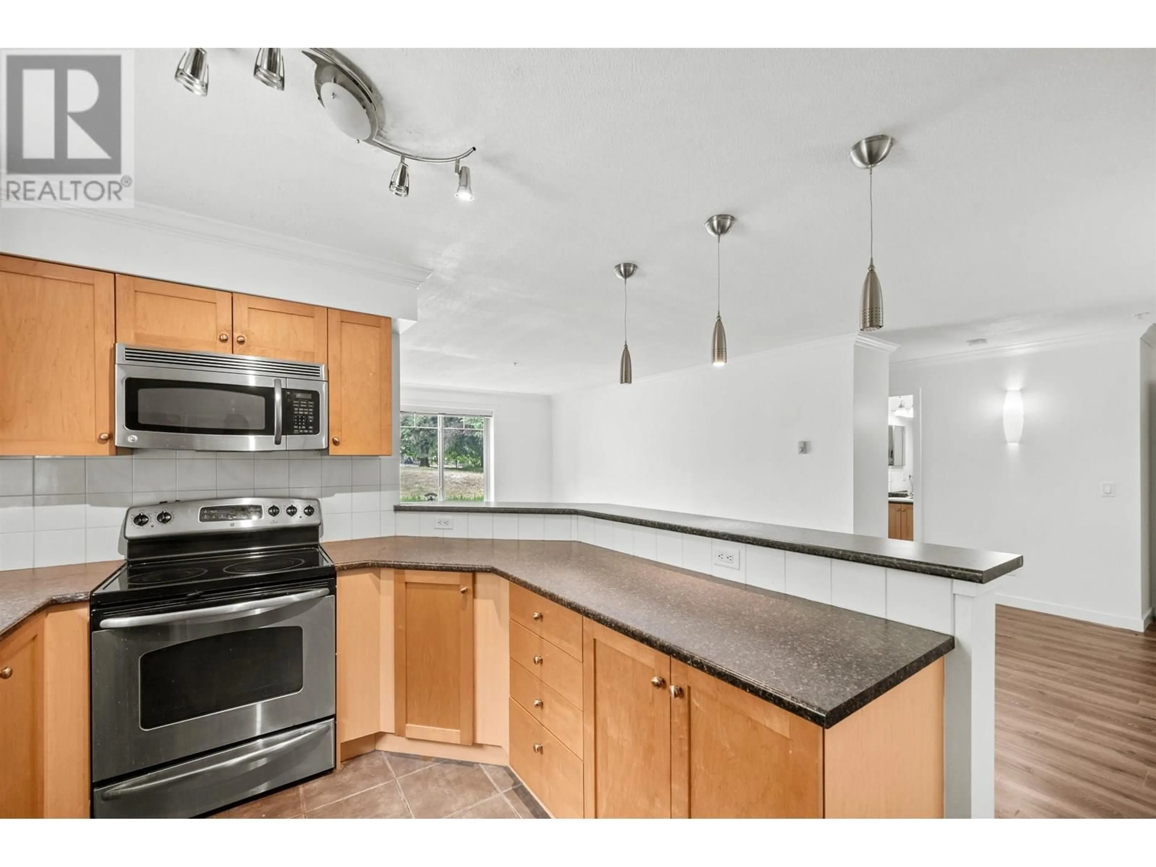 Open concept kitchen, unknown for 3204 - 240 SHERBROOKE STREET, New Westminster British Columbia V3L0A4
