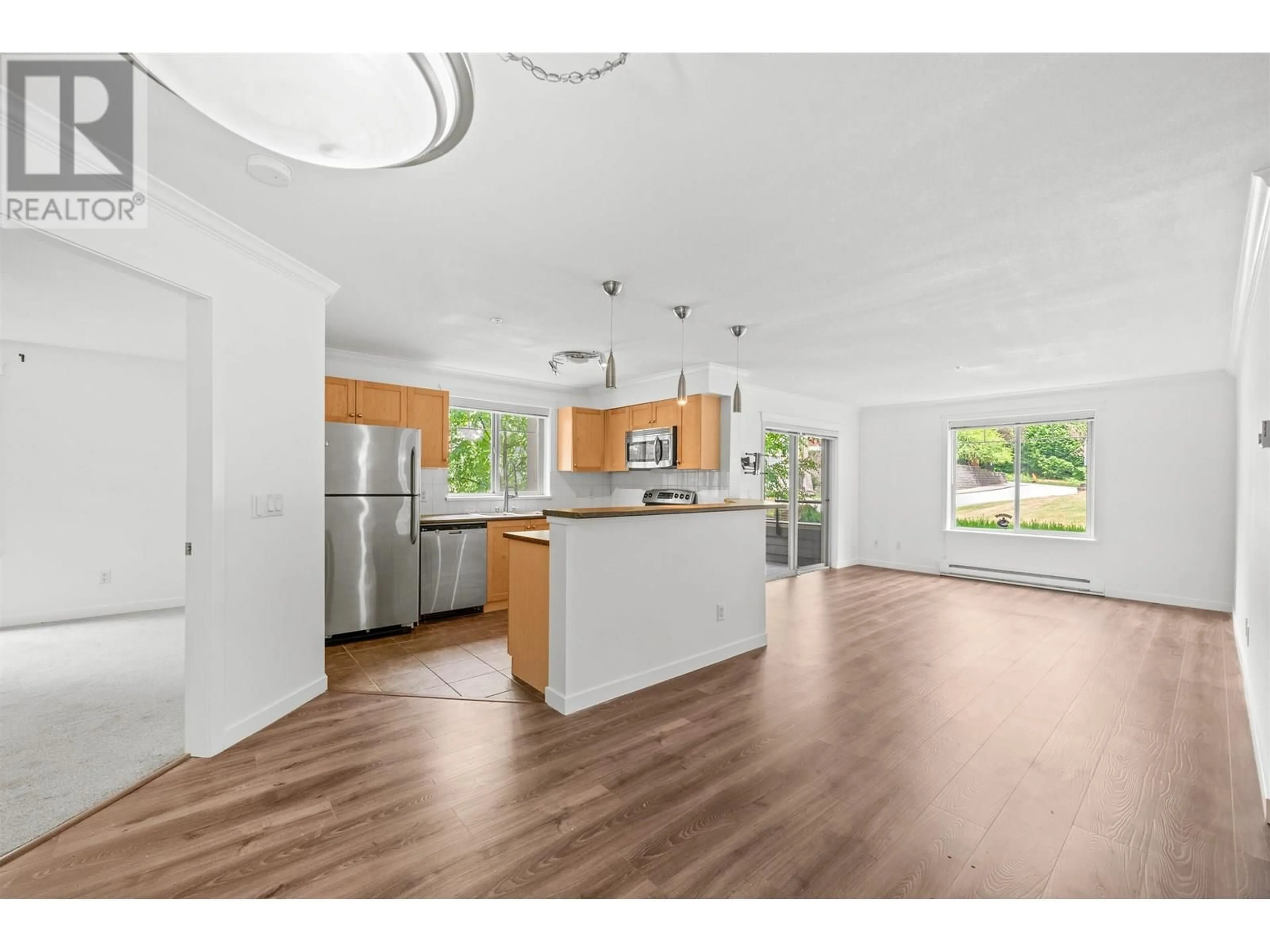 Open concept kitchen, wood/laminate floor for 3204 - 240 SHERBROOKE STREET, New Westminster British Columbia V3L0A4
