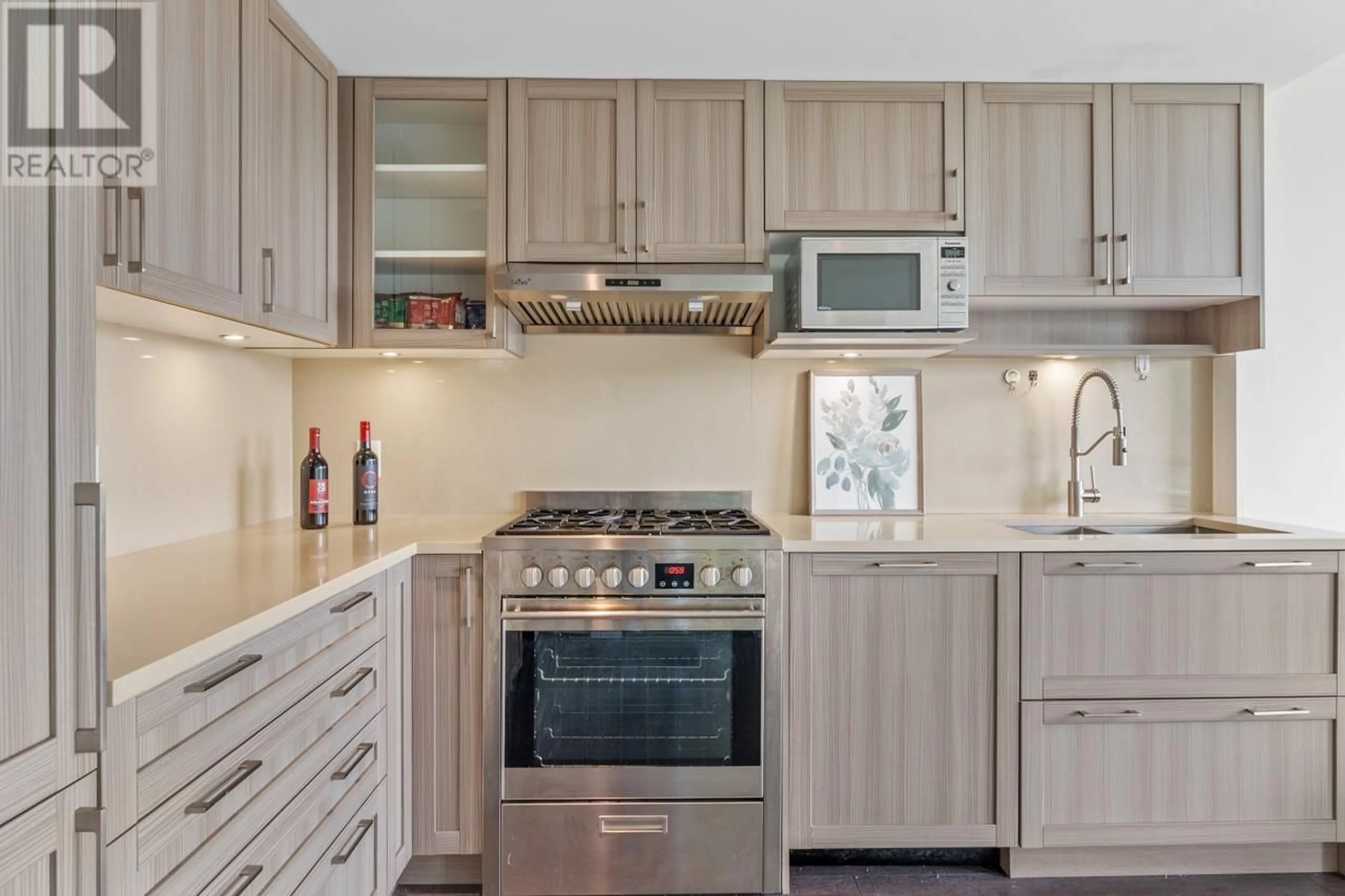 Contemporary kitchen, ceramic/tile floor for 807 - 5470 ORMIDALE STREET, Vancouver British Columbia V5R0G6