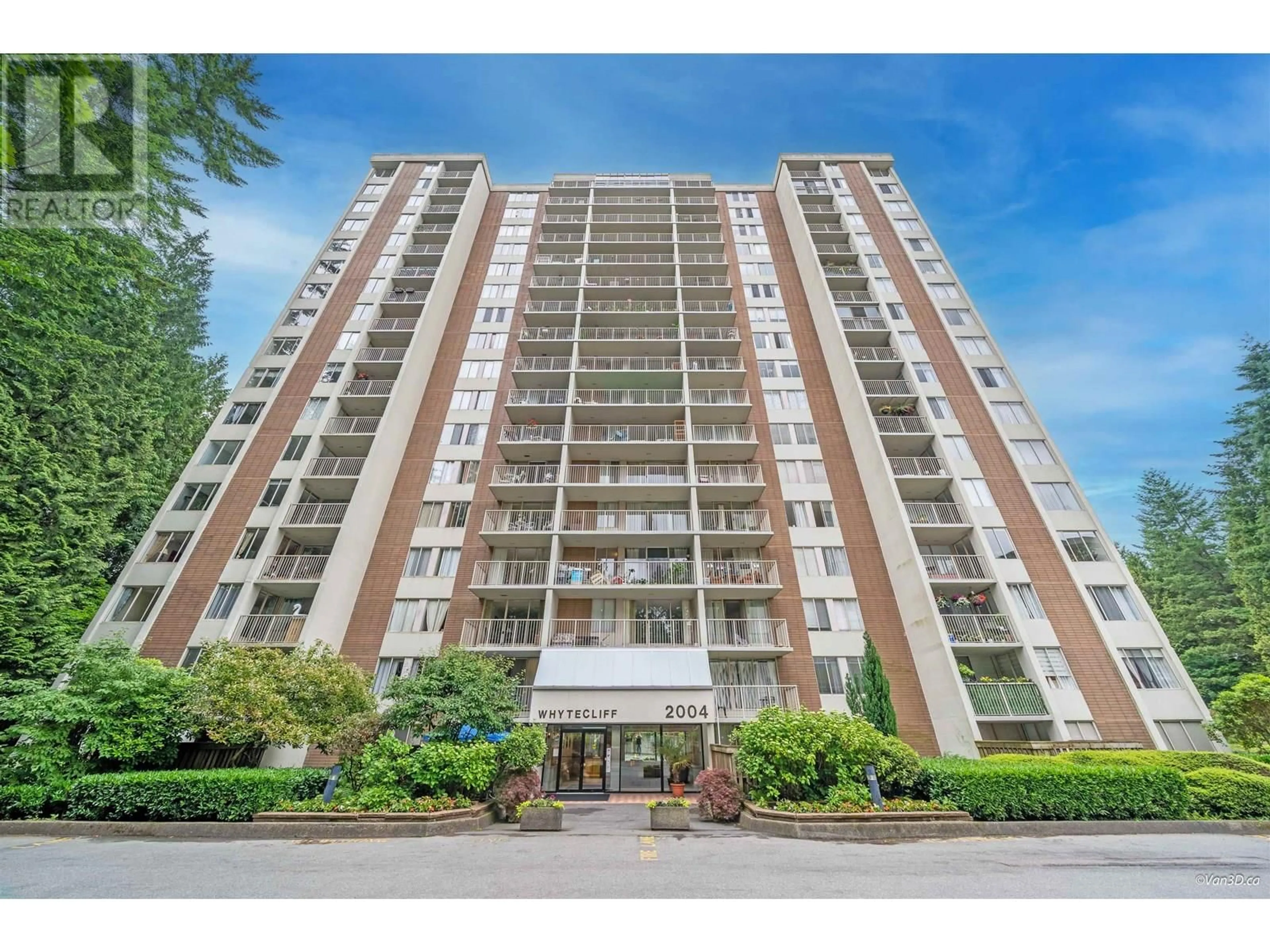 Indoor foyer for 1206 - 2004 FULLERTON AVENUE, North Vancouver British Columbia V7P3G8