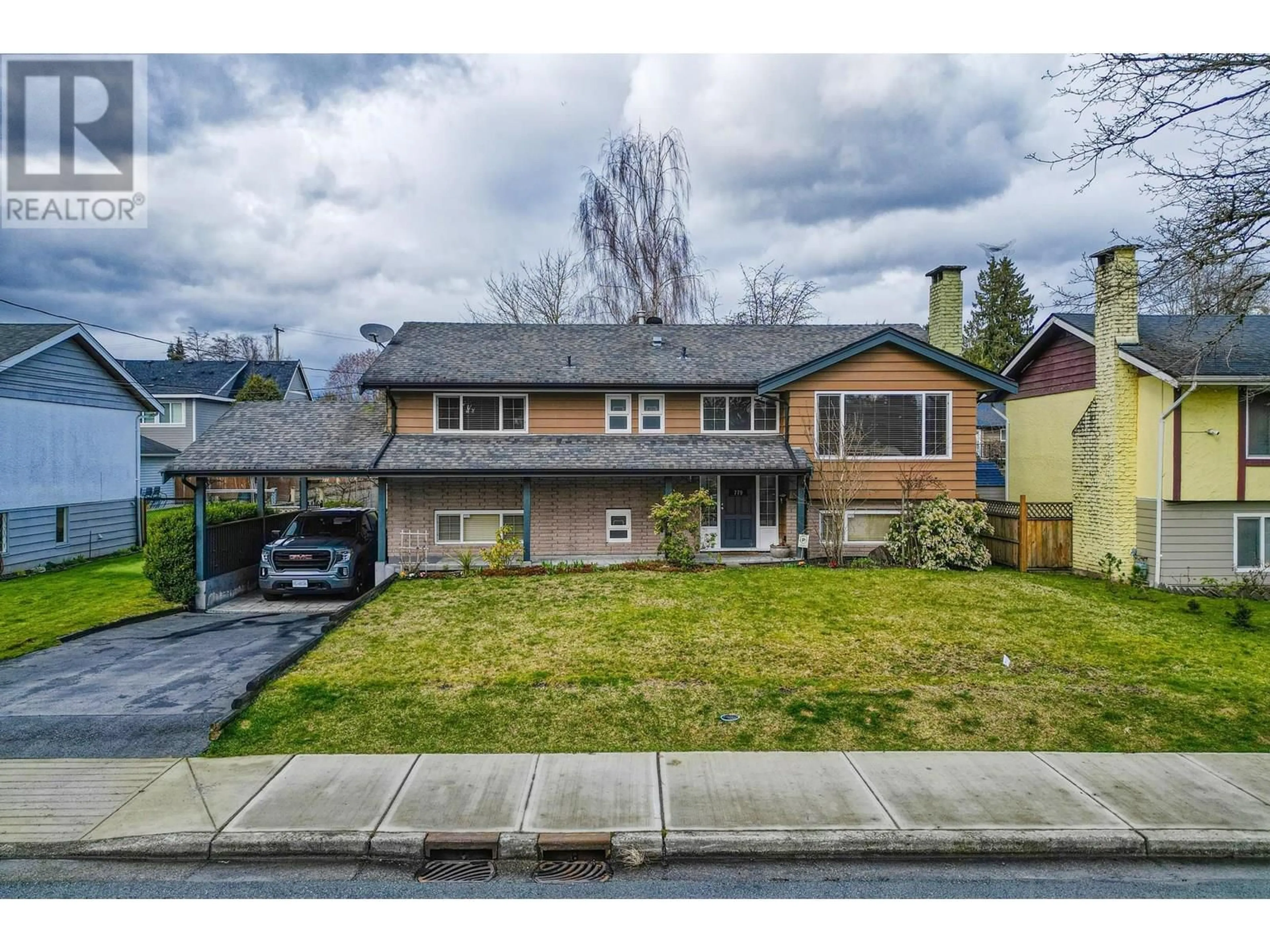 A pic from outside/outdoor area/front of a property/back of a property/a pic from drone, street for 779 ADIRON AVENUE, Coquitlam British Columbia V3J4K1