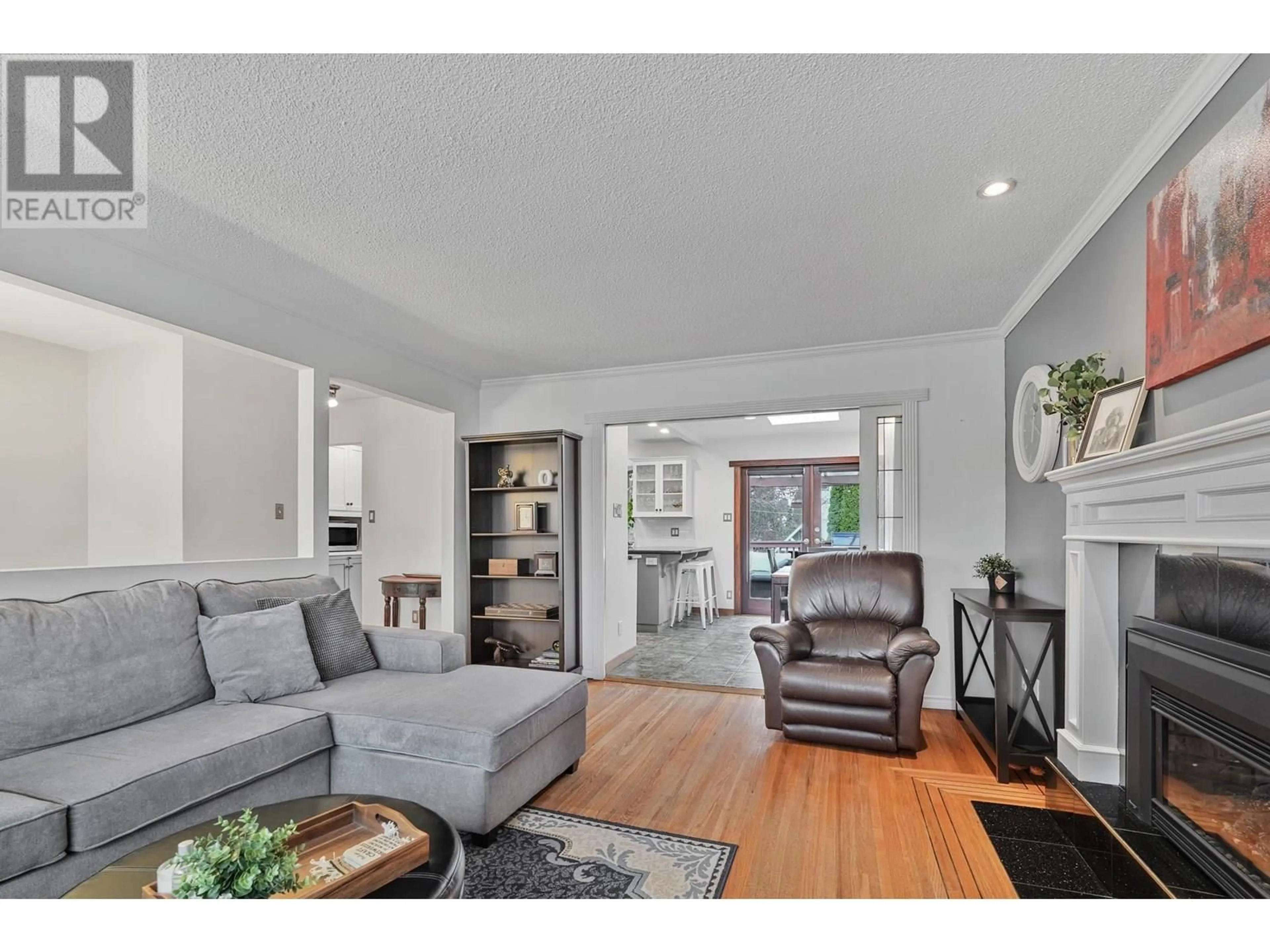 Living room with furniture, unknown for 779 ADIRON AVENUE, Coquitlam British Columbia V3J4K1