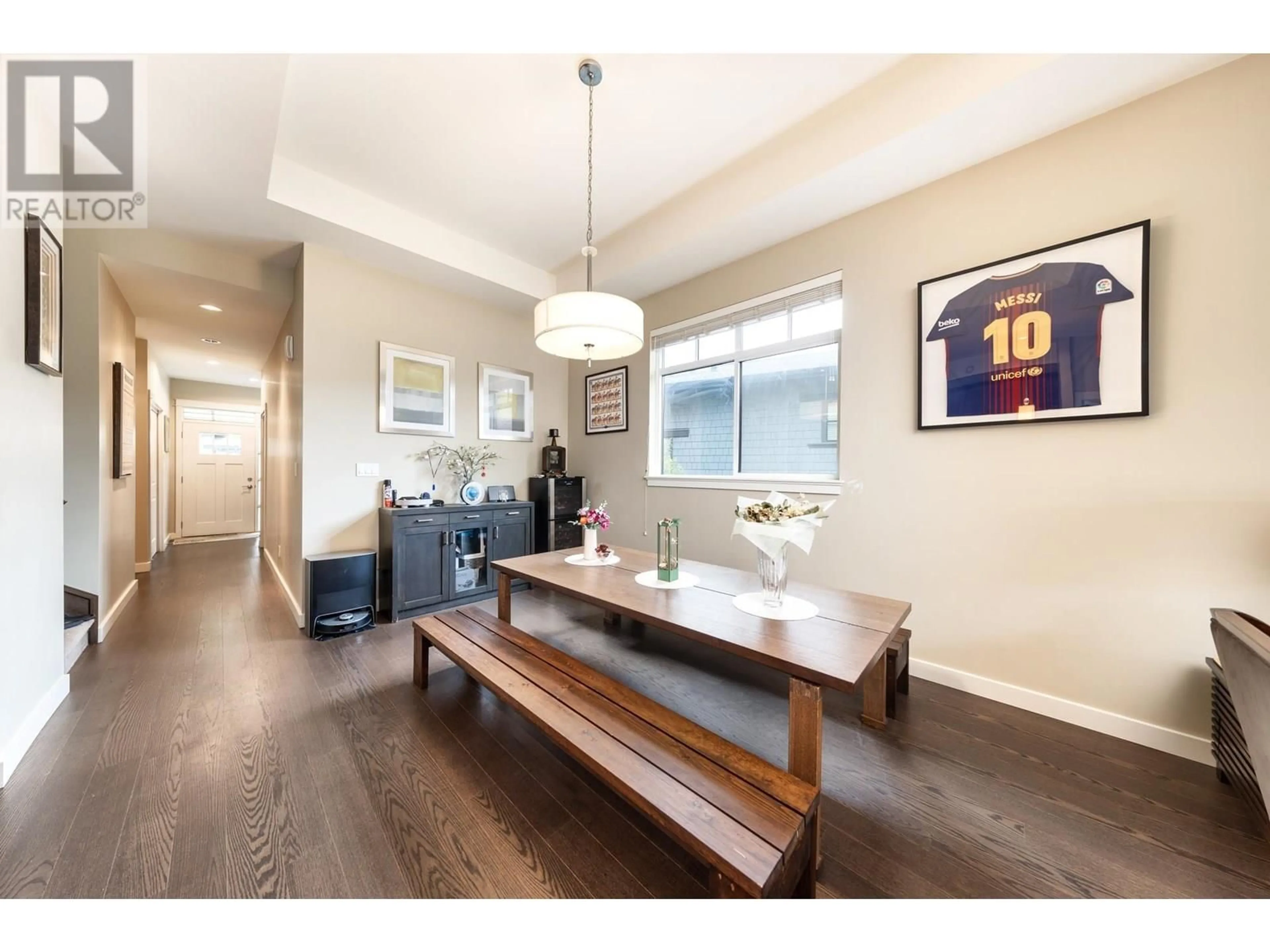 Dining room, wood/laminate floor for 4988 WILLOW SPRINGS AVENUE, Delta British Columbia V4M0A7