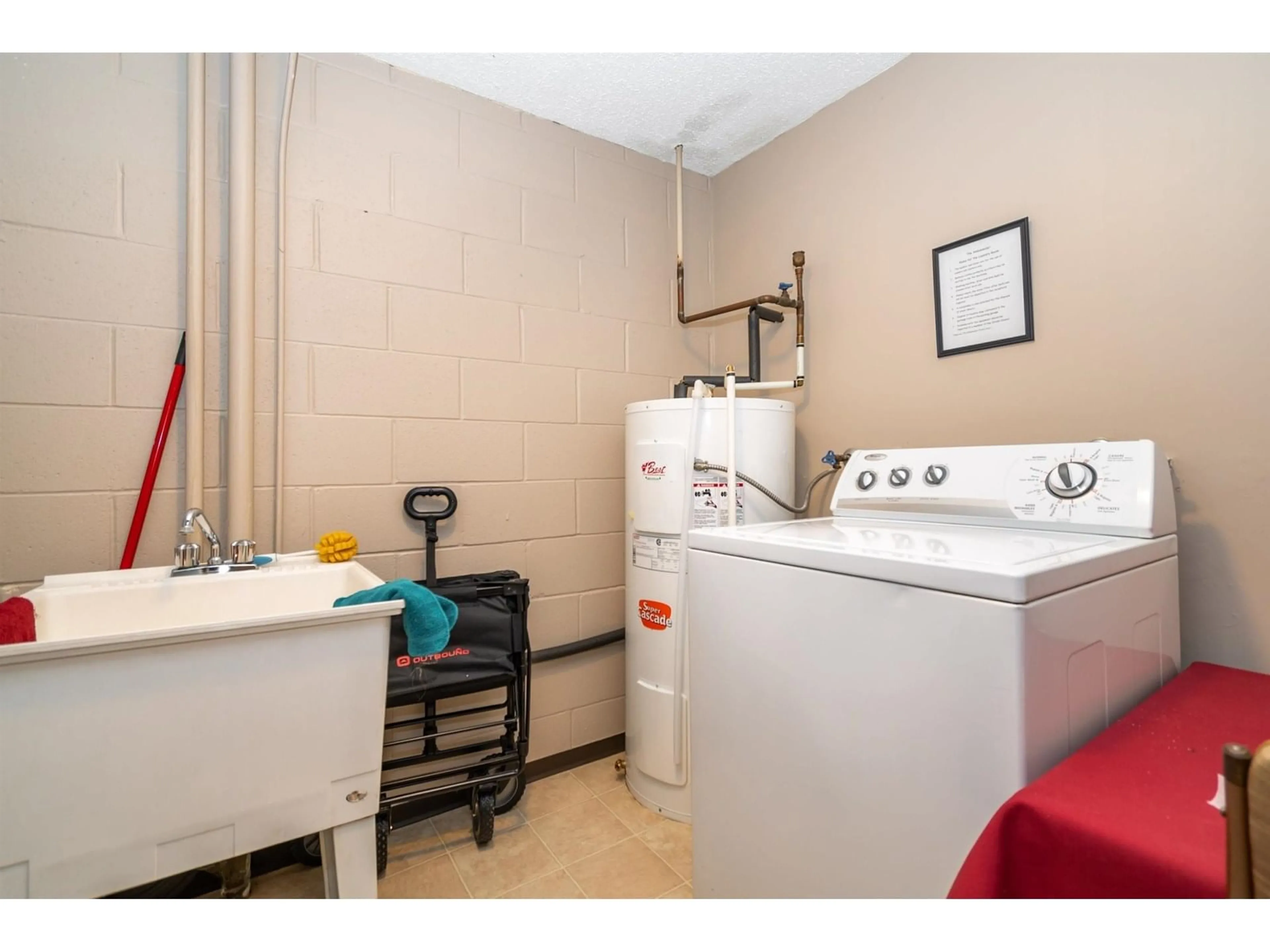 Laundry room for 107 - 9417 NOWELL STREET, Chilliwack British Columbia V2P7M4
