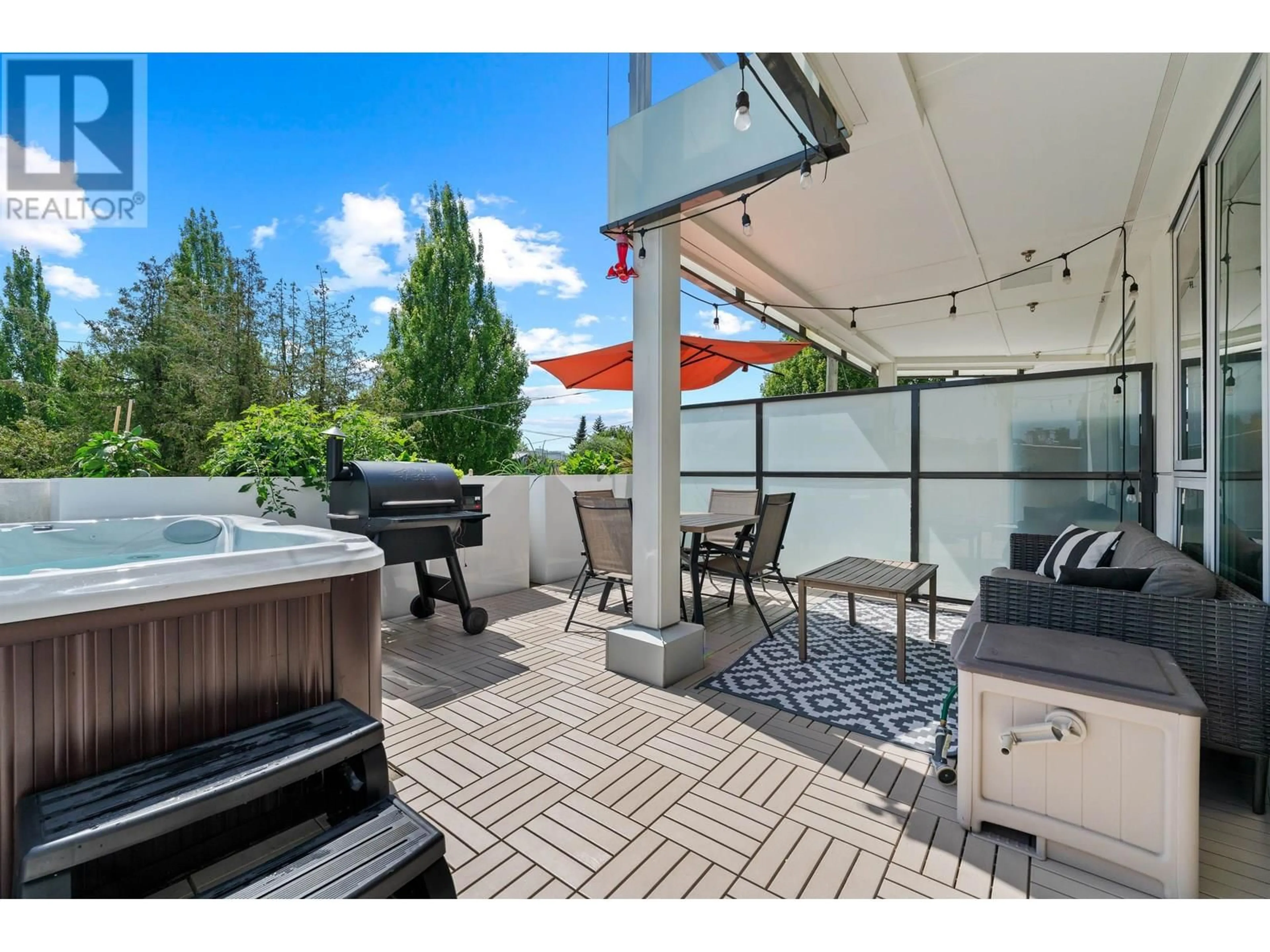 Patio, unknown for 201 - 3420 ST. CATHERINES STREET, Vancouver British Columbia V5V3C4