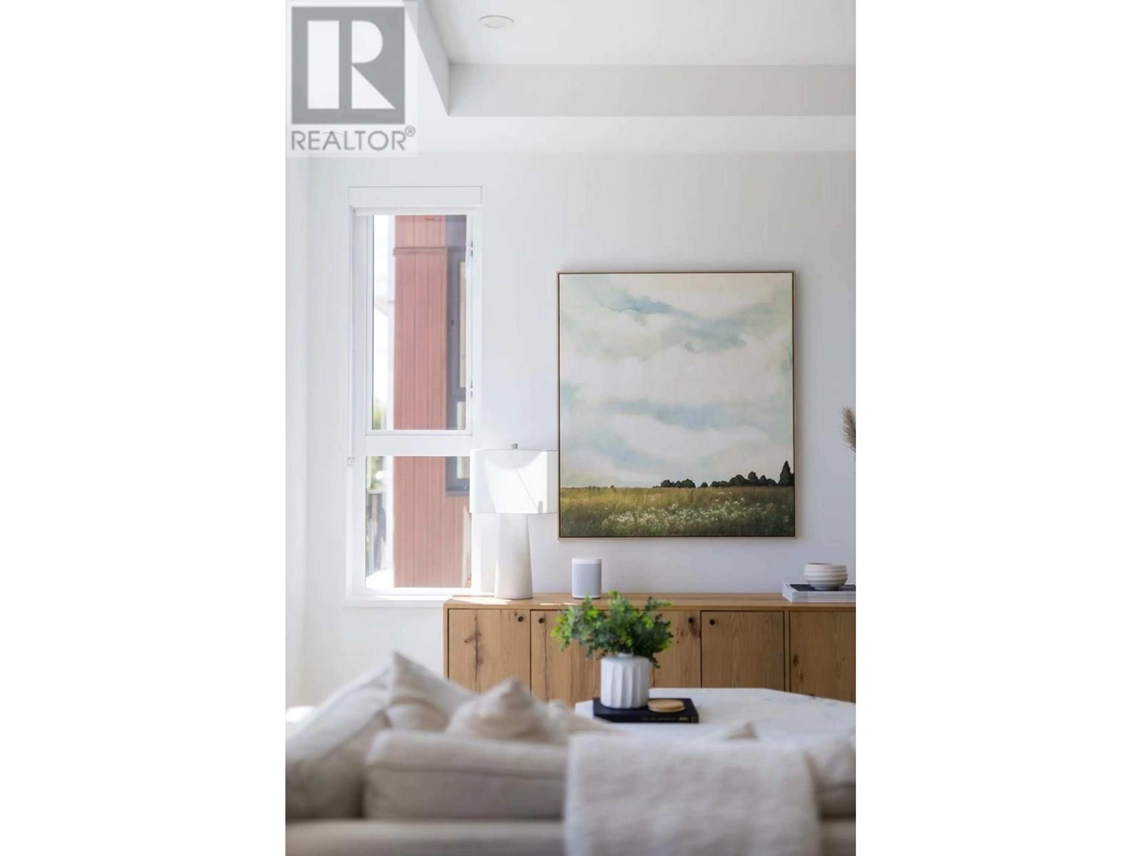 Unknown for 212 - 715 49TH AVENUE, Vancouver British Columbia V5Z2S6