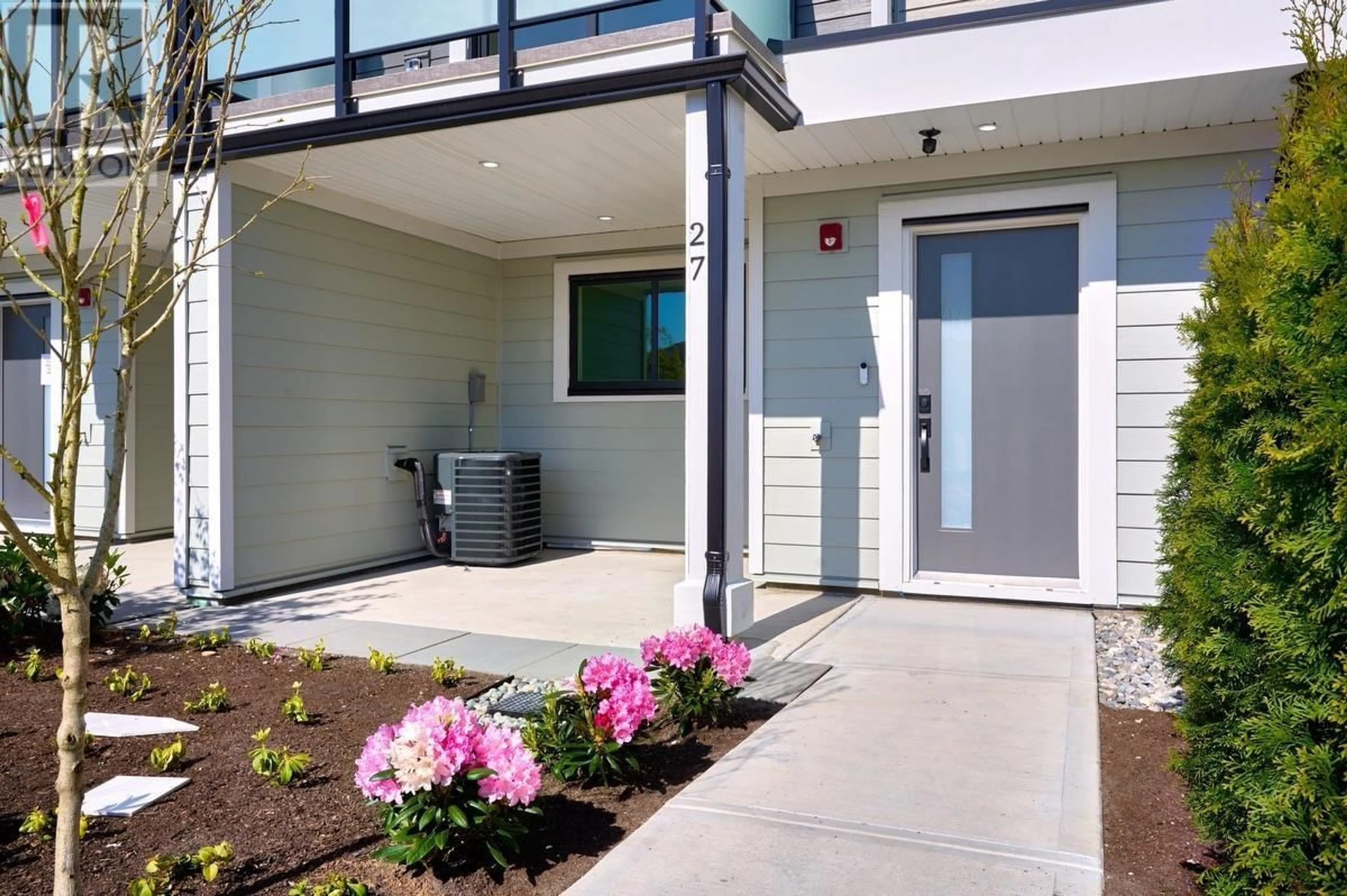 Unknown for 27 - 1115 ROMA AVENUE, New Westminster British Columbia V3M6S1