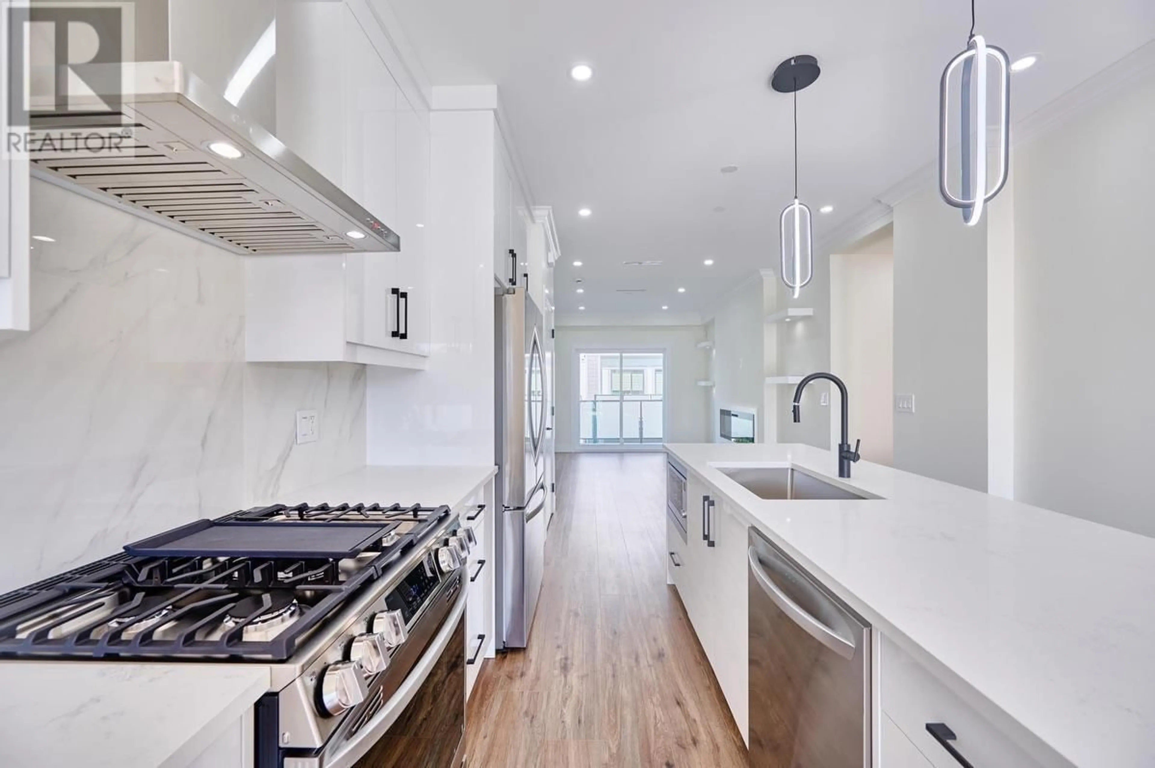 Open concept kitchen, unknown for 27 - 1115 ROMA AVENUE, New Westminster British Columbia V3M6S1