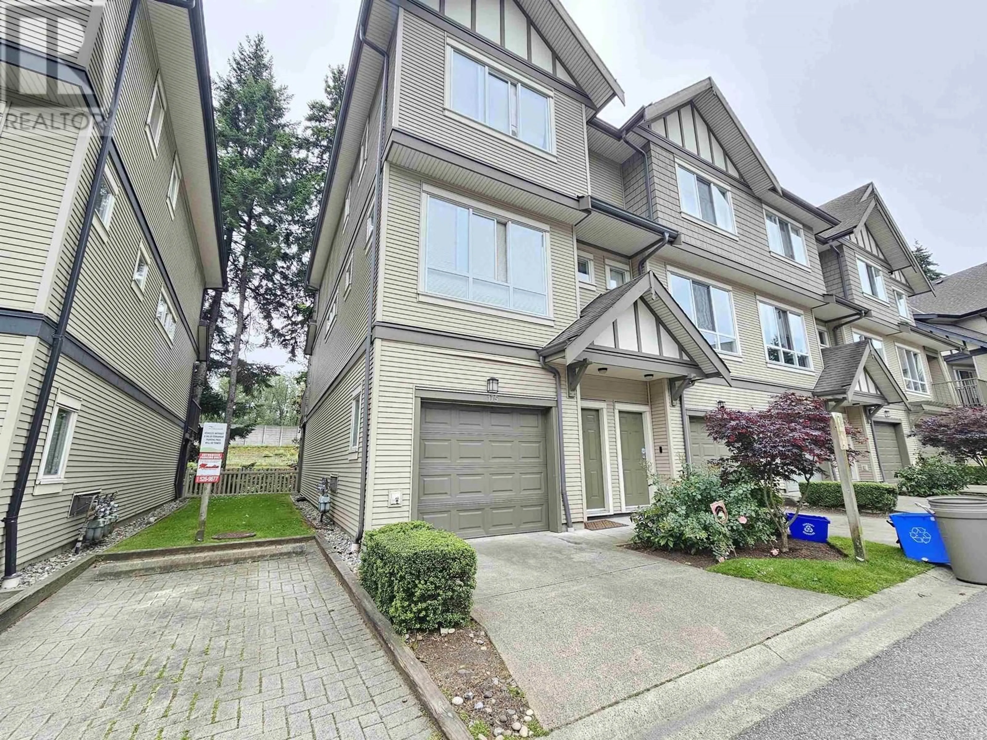 A pic from outside/outdoor area/front of a property/back of a property/a pic from drone, street for 175 - 9133 GOVERNMENT STREET, Burnaby British Columbia V3N0B1