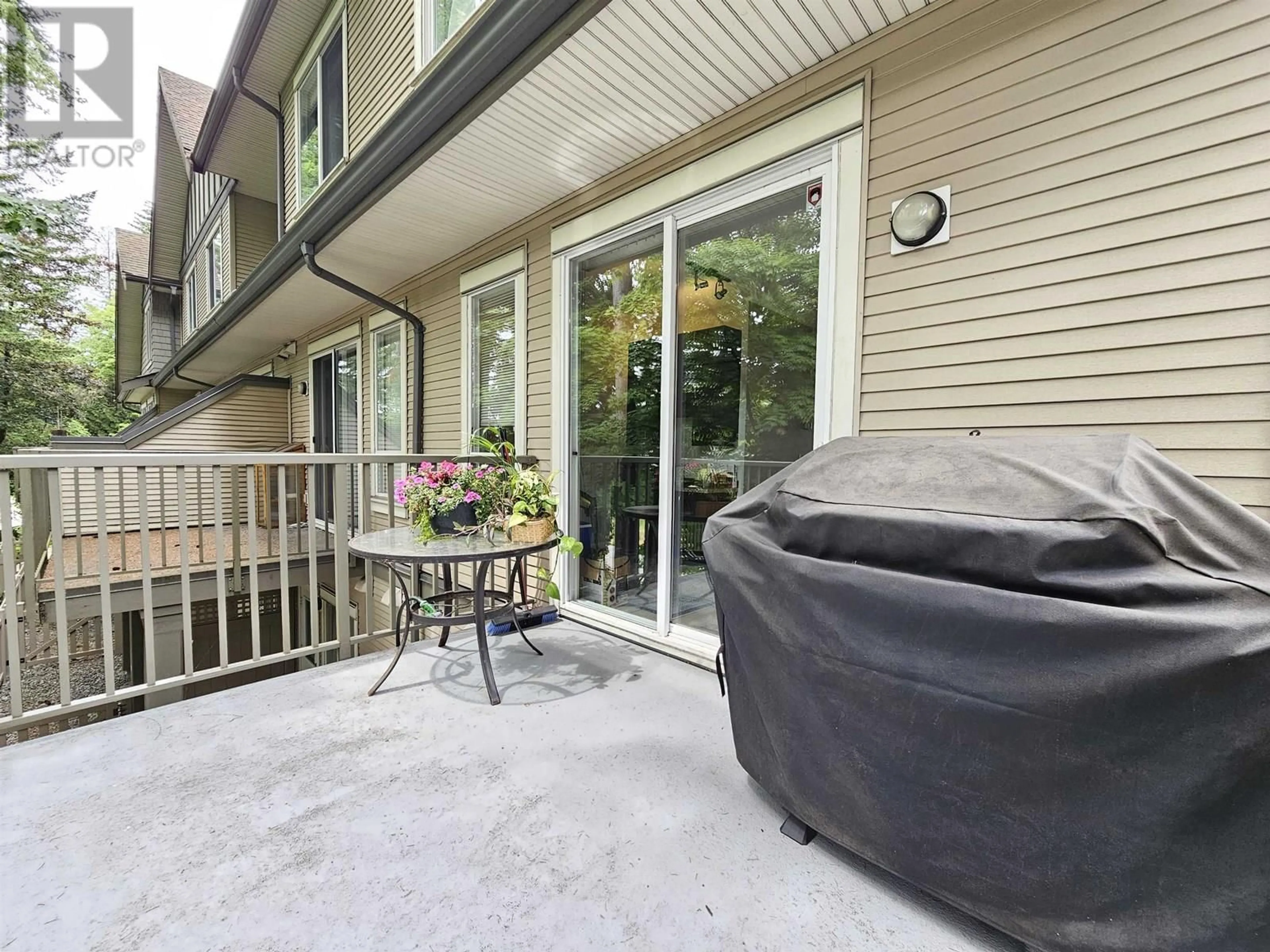 Patio, water/lake/river/ocean view for 175 - 9133 GOVERNMENT STREET, Burnaby British Columbia V3N0B1