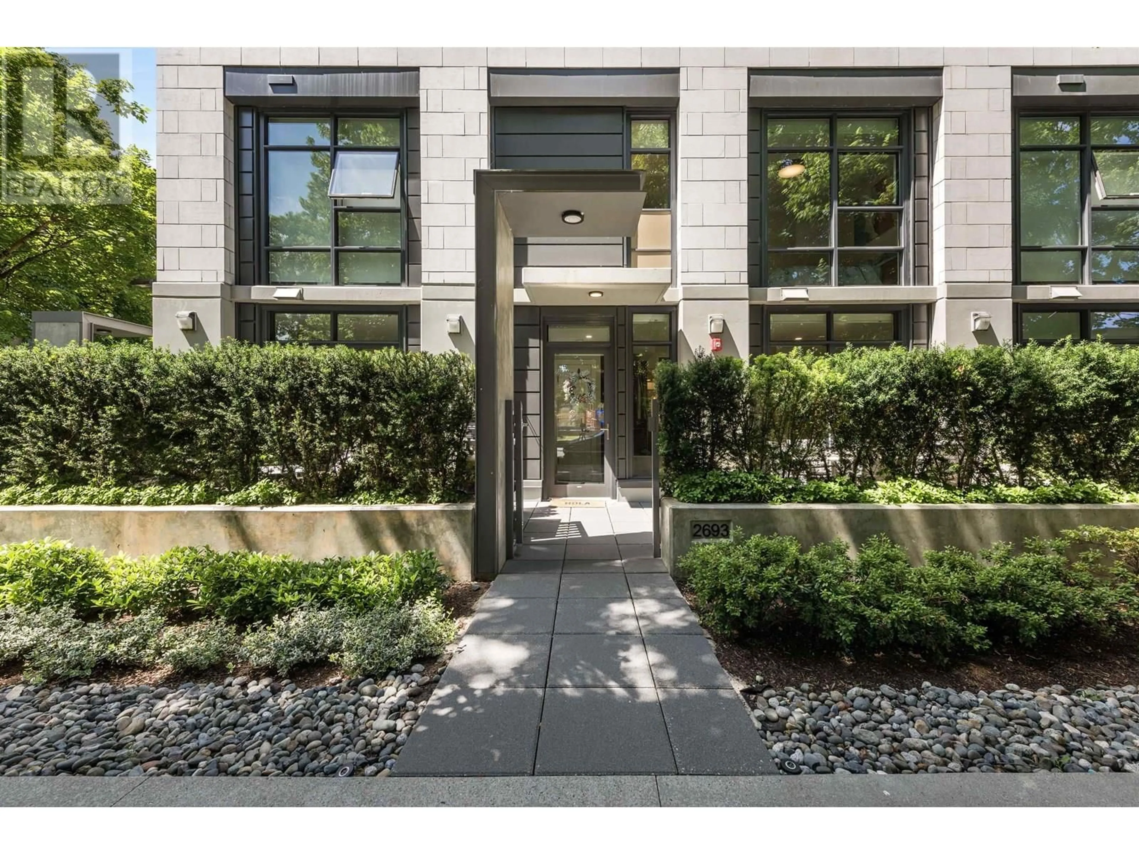 Indoor entryway for 2693 MAPLE STREET, Vancouver British Columbia V6J3T7