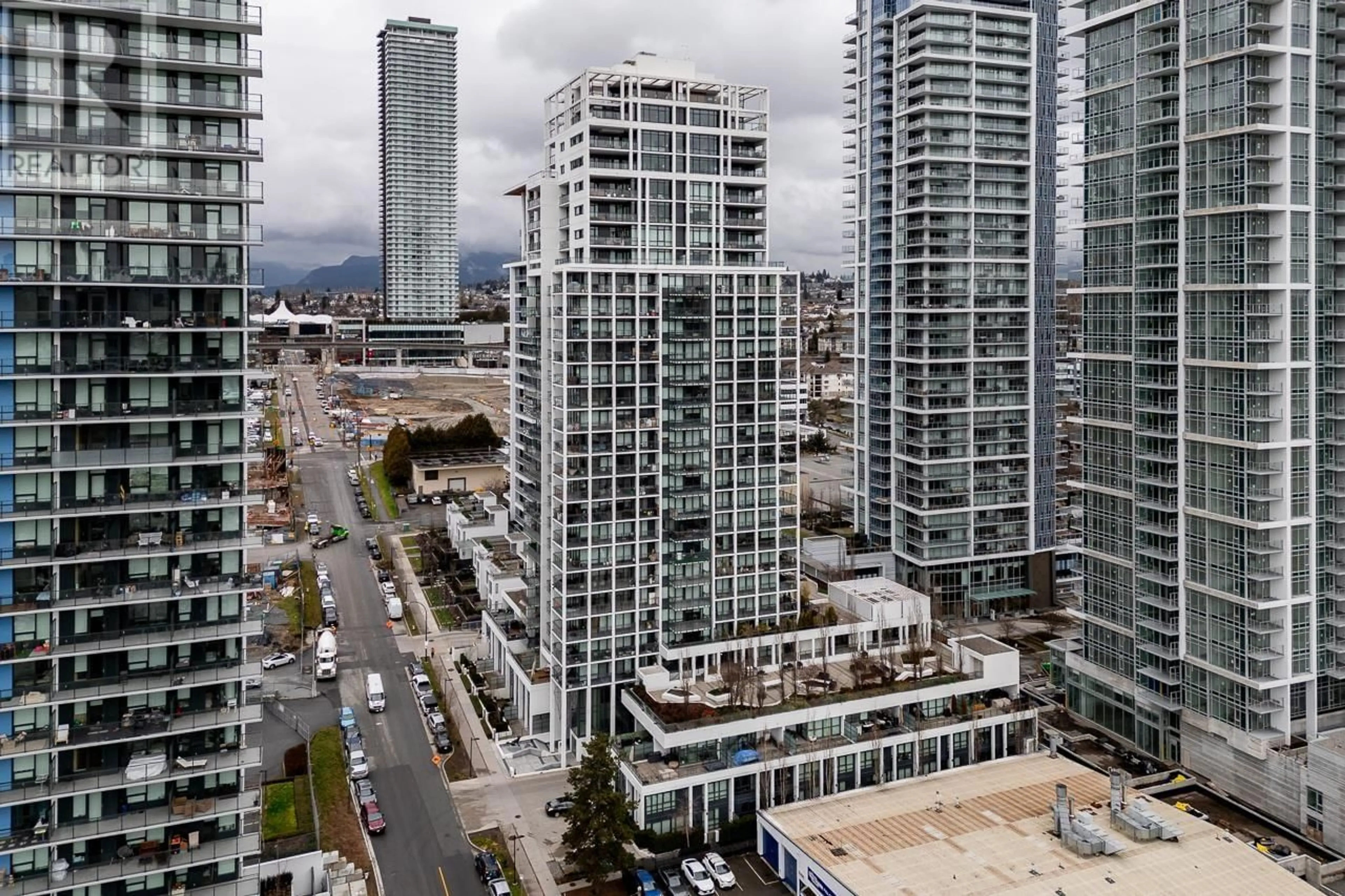 A pic from outside/outdoor area/front of a property/back of a property/a pic from drone, city buildings view from balcony for 1508 - 2378 ALPHA AVENUE, Burnaby British Columbia V5C0K2