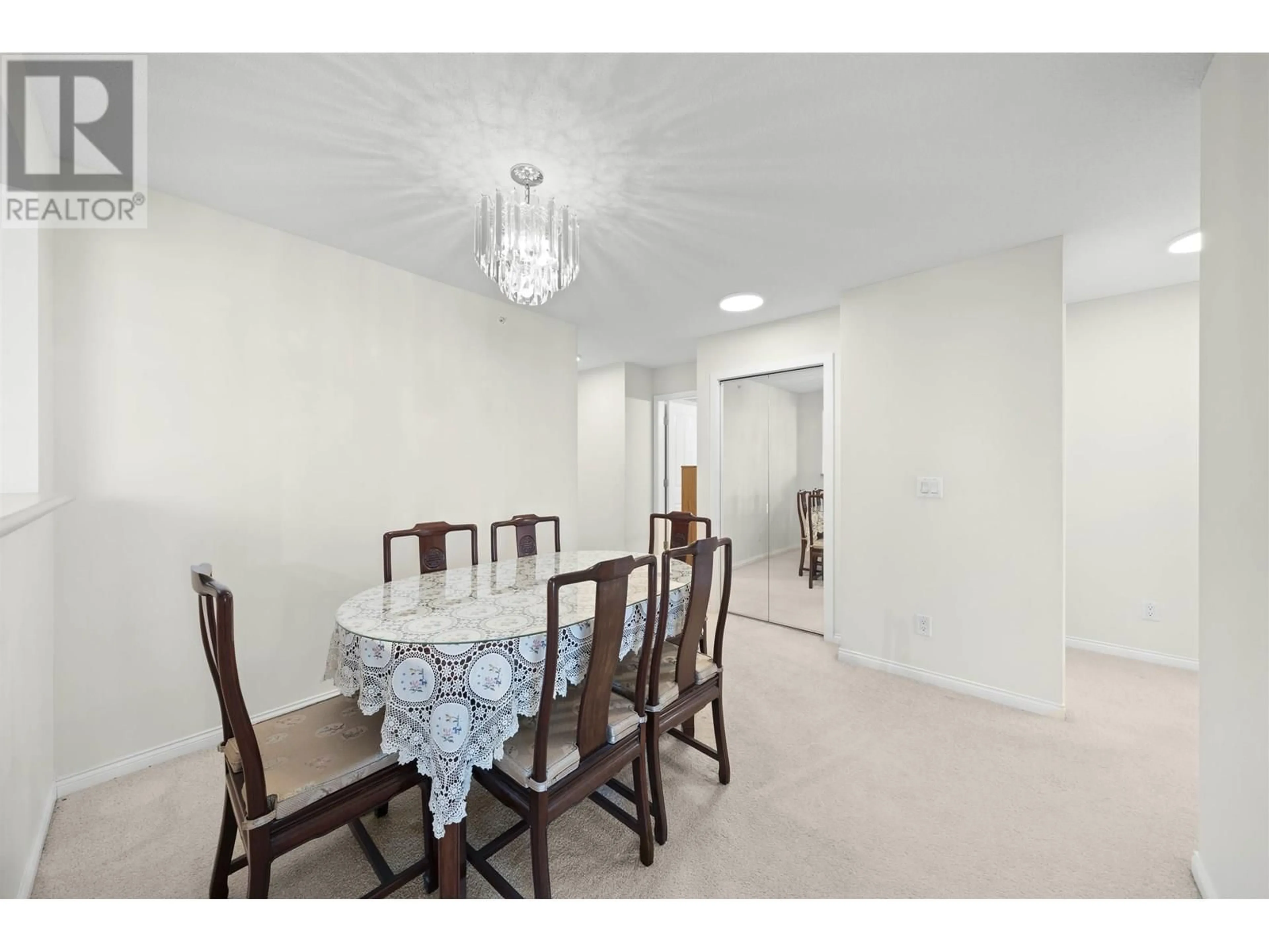 Dining room, unknown for 1001 - 4788 HAZEL STREET, Burnaby British Columbia V5H4V9