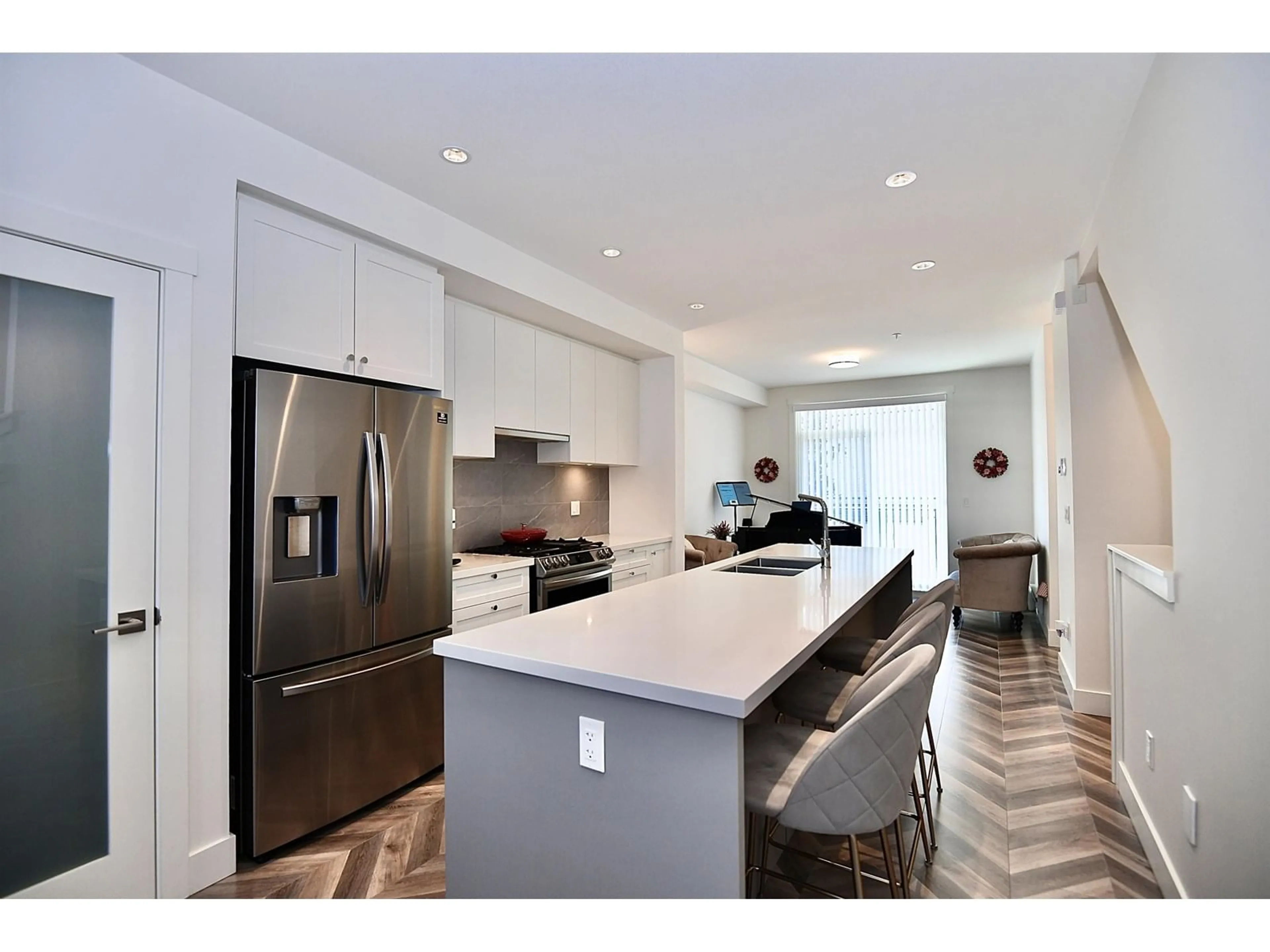 Open concept kitchen, unknown for 14 - 8161 201, Langley British Columbia V2Y4J1