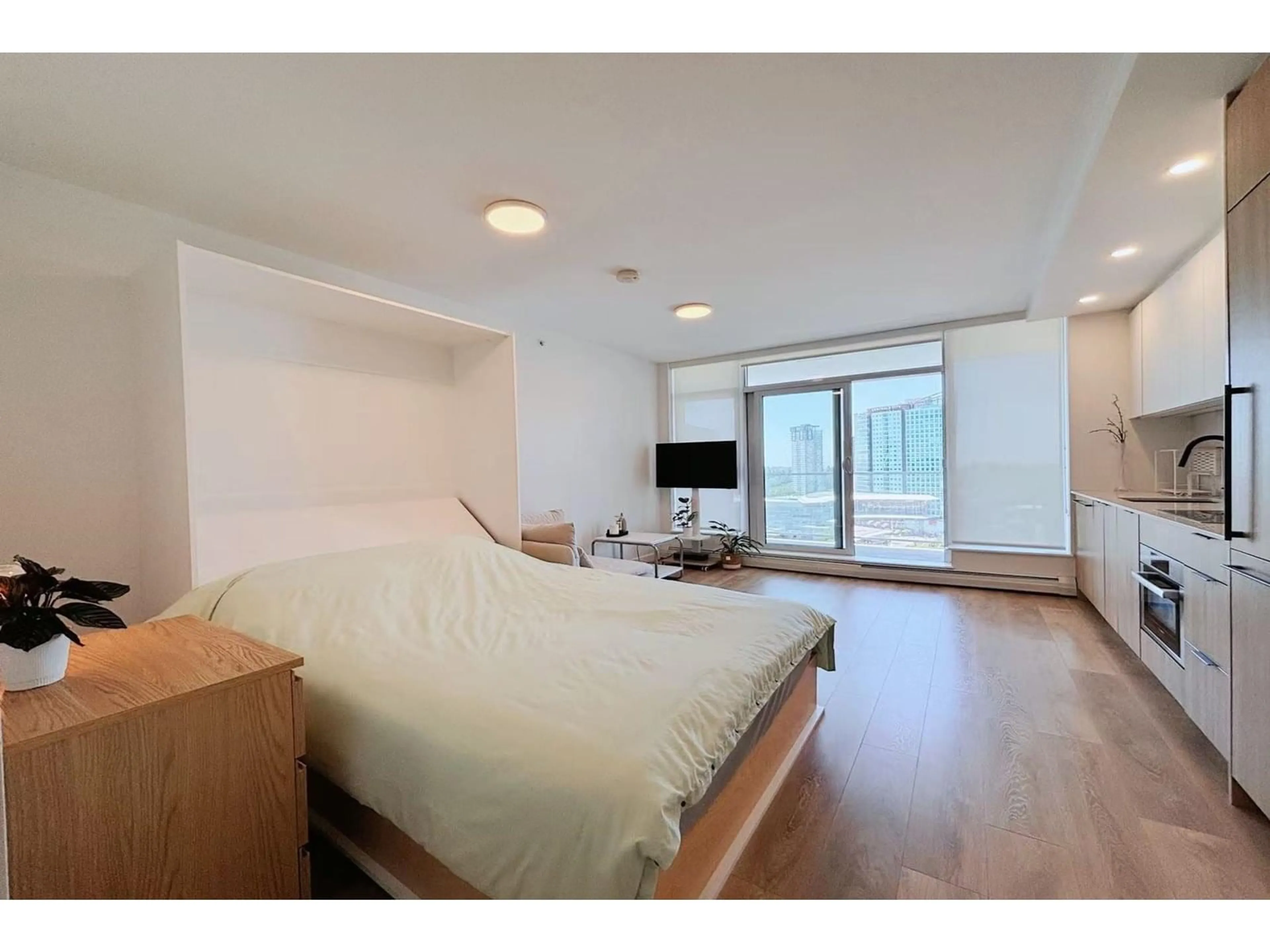 A pic of a room for 2110 - 13685 102, Surrey British Columbia V3T1N7