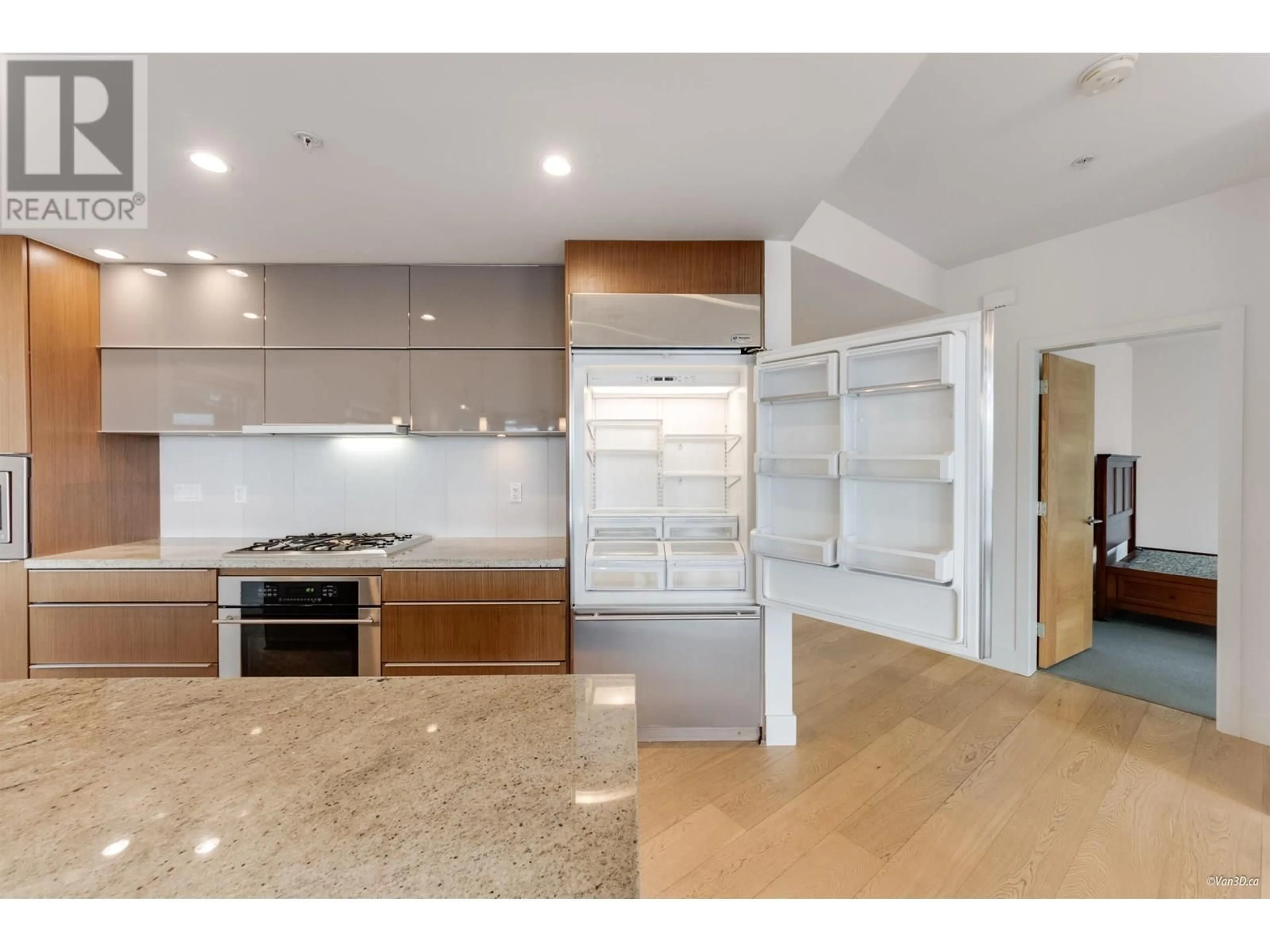 Open concept kitchen, unknown for 2995 WALL STREET, Vancouver British Columbia V5K0A6