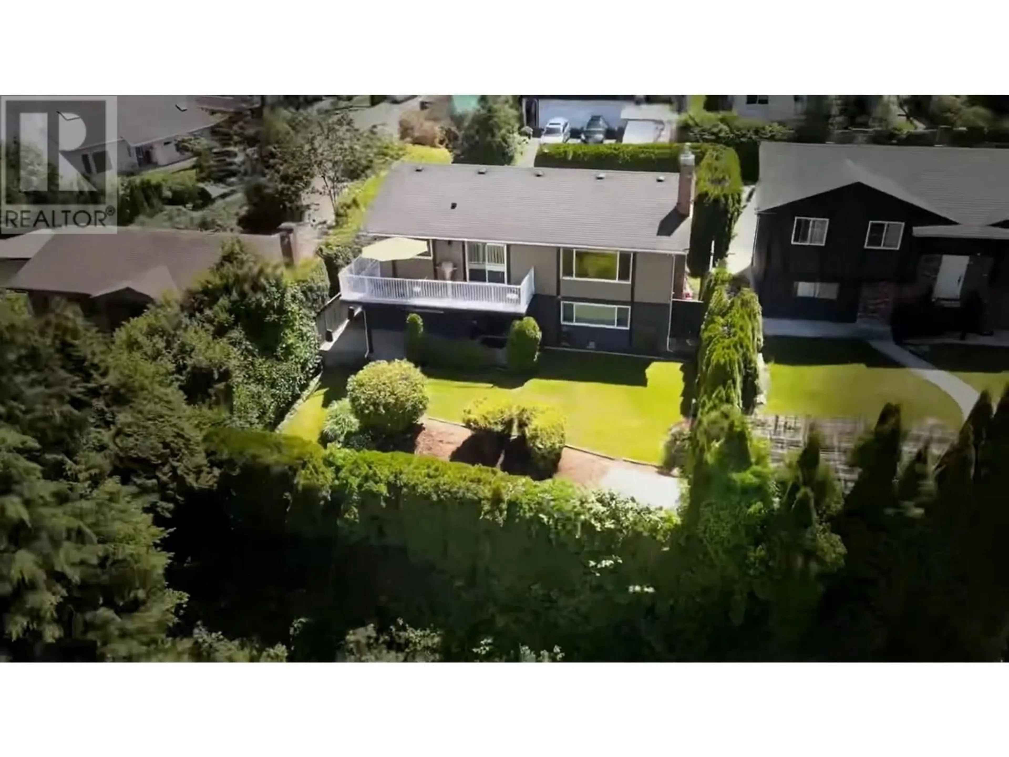 A pic from outside/outdoor area/front of a property/back of a property/a pic from drone, street for 3222 MARINER WAY, Coquitlam British Columbia V3C4K7